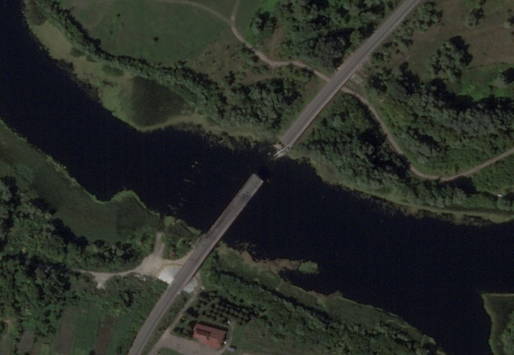 image Russia says Ukraine has hit third bridge in assault on Kursk region