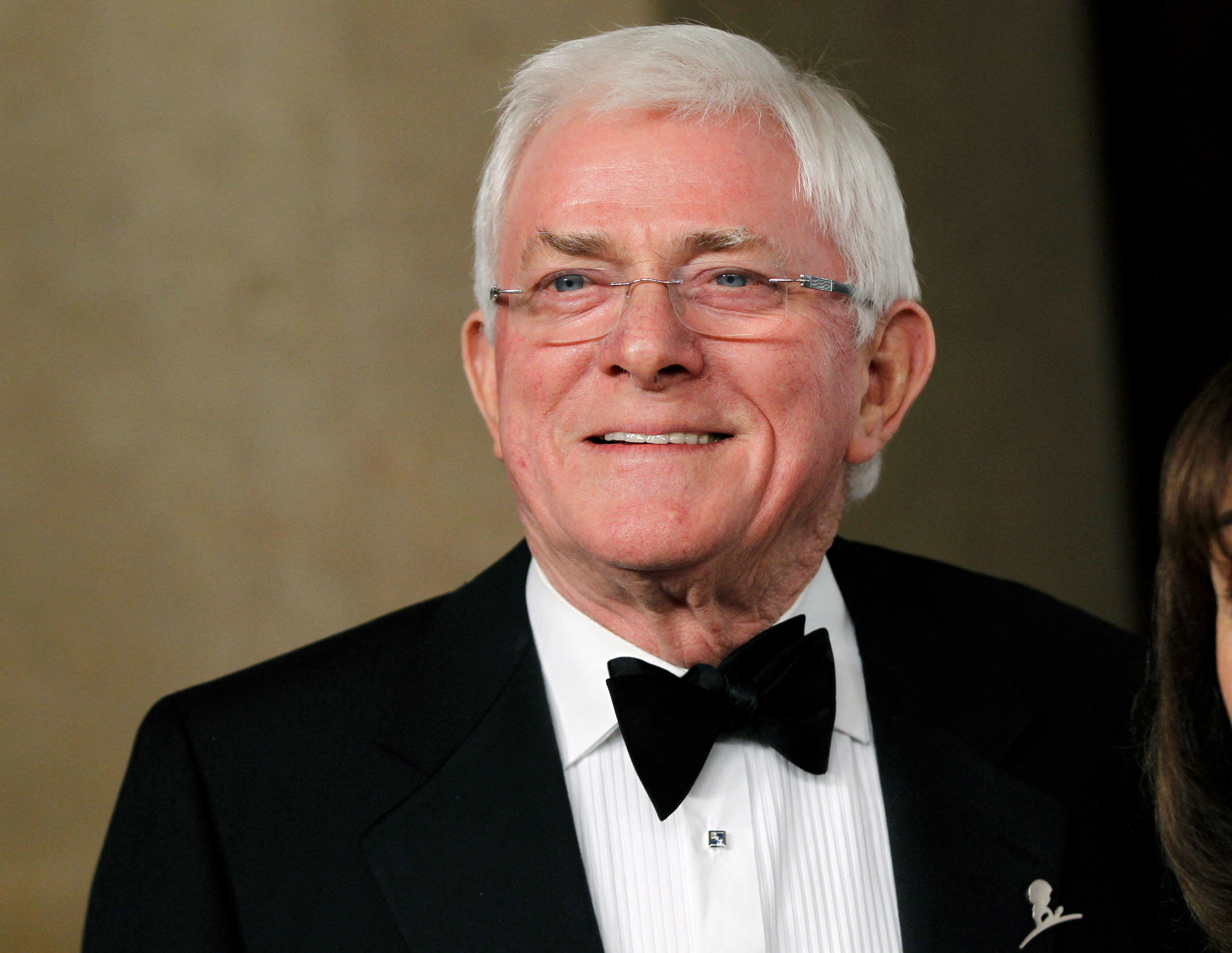 image Phil Donahue, pioneer of the daytime talk show, dies at age 88