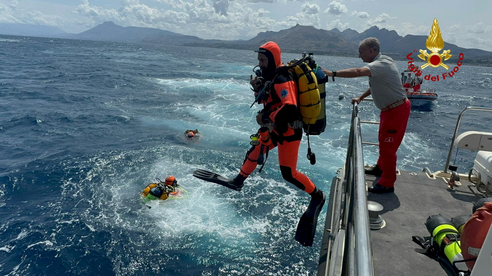 image After yacht sinks off Sicily, search continues for six missing