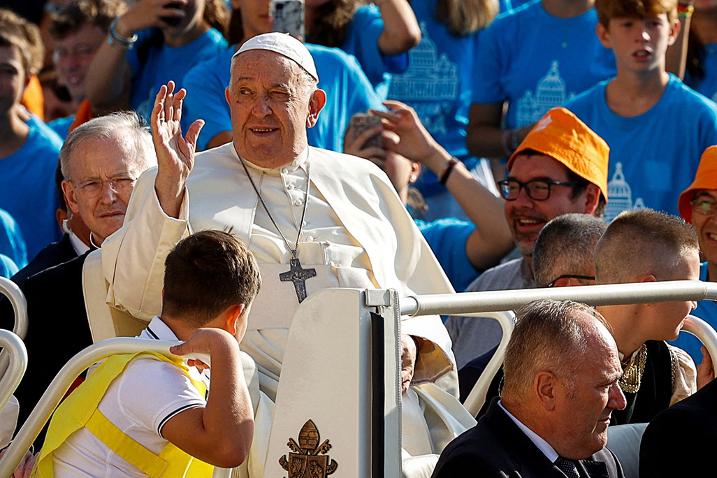 image Pope Francis says refusing aid to migrants a &#8216;grave sin&#8217;