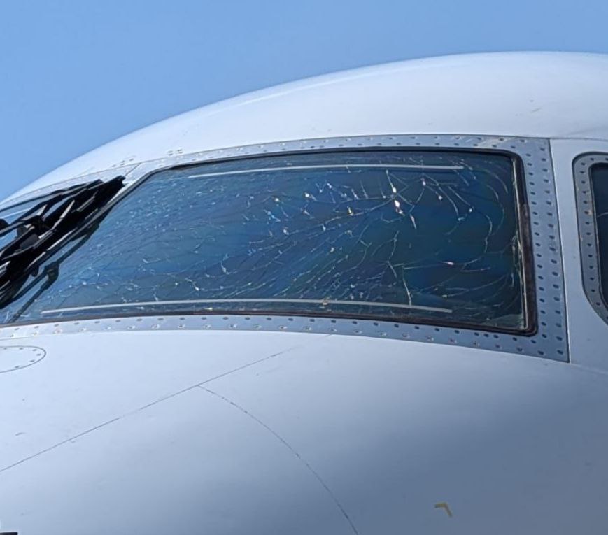 image Airplane windshield cracked while flying to Larnaca