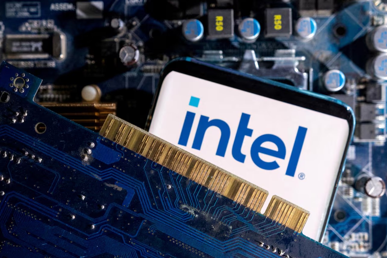 image Intel board member quit after differences over chipmaker&#8217;s revival plan