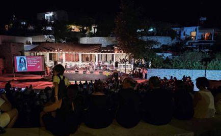 image Government spokesman reiterates commitment to reunification at Makarios III memorial event