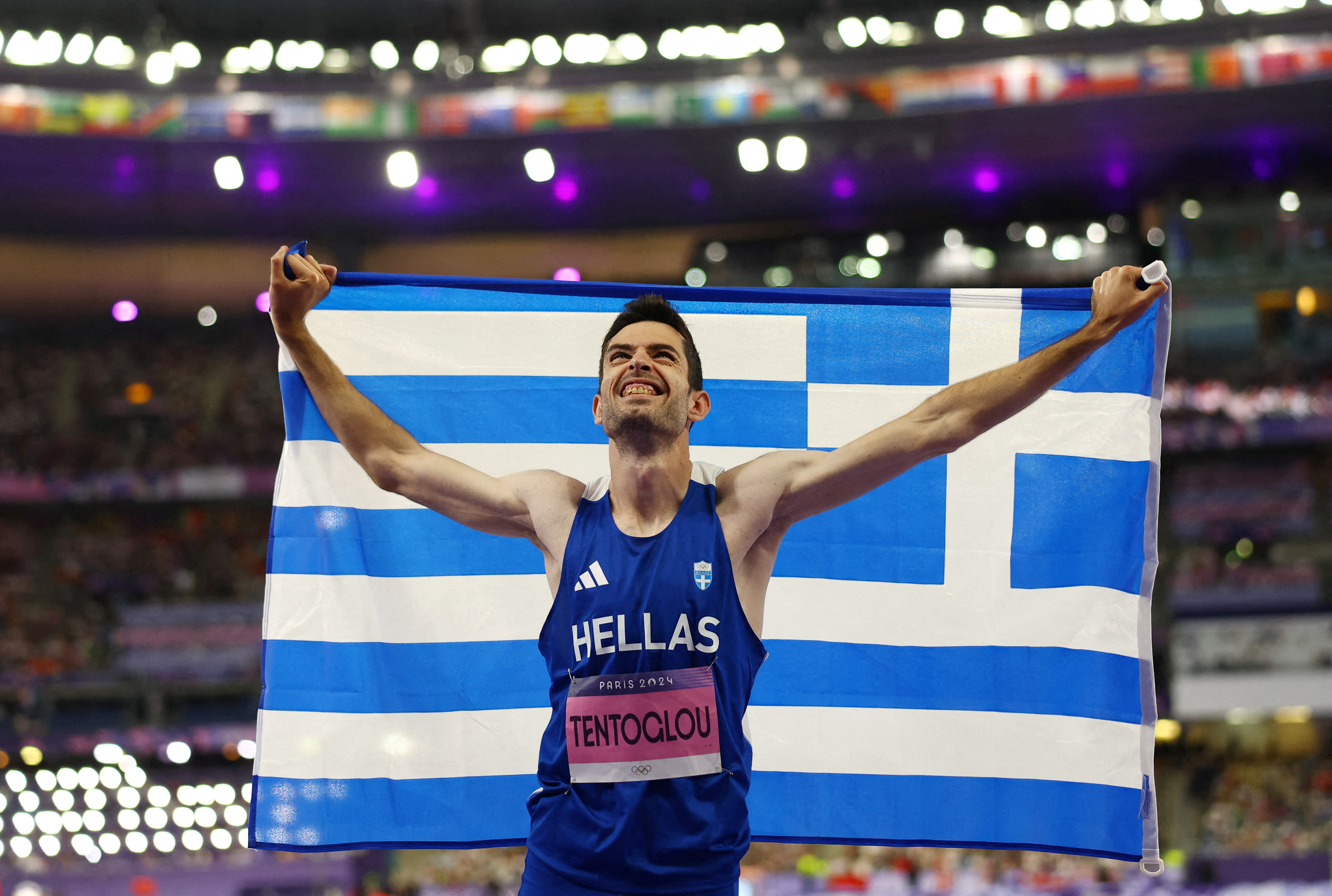 image Greek Tentoglou retains long jump title to emulate Lewis
