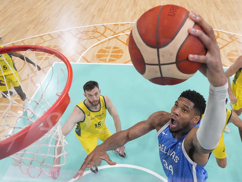 image Greece still alive thanks to &#8216;Freak&#8217; Giannis