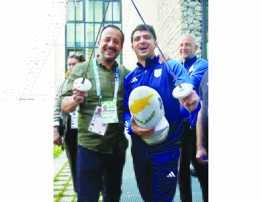 image Cypriot fencer Tofalides thanks fans for support