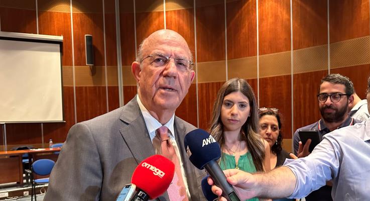 image Finance minister warns of severe economic risks amid EU turmoil
