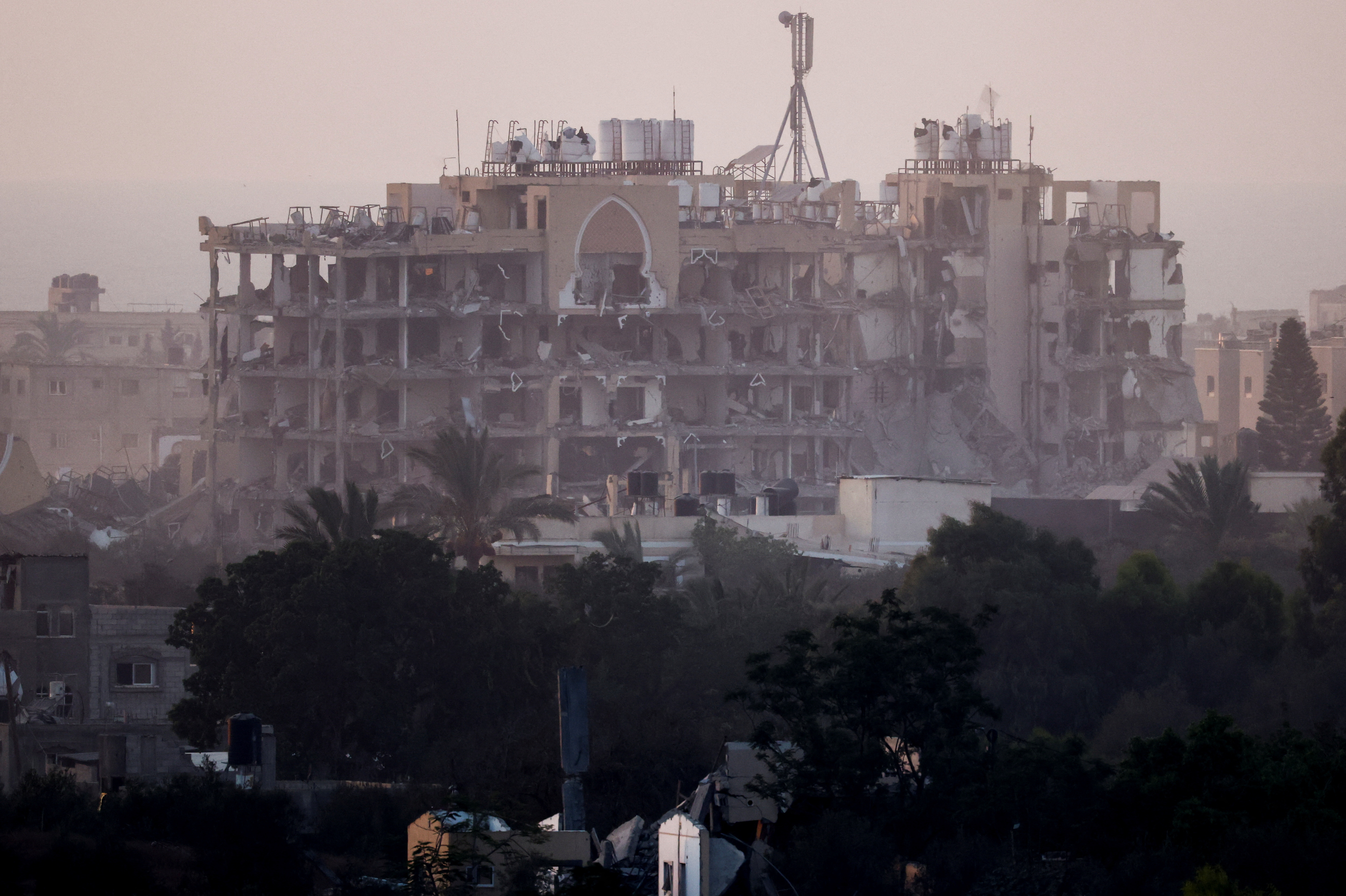 image Germany has stopped approving war weapons exports to Israel, source says
