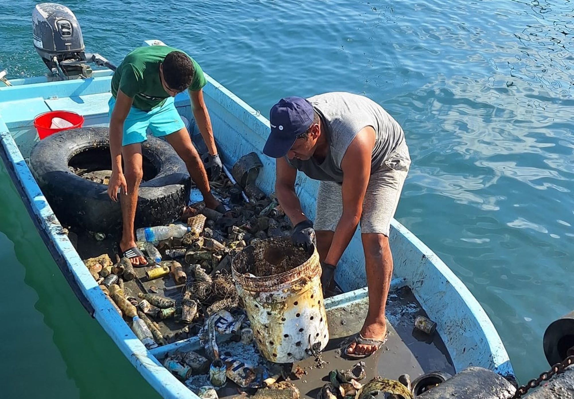 image 1.2 tonnes rubbish pulled out of Paphos sea