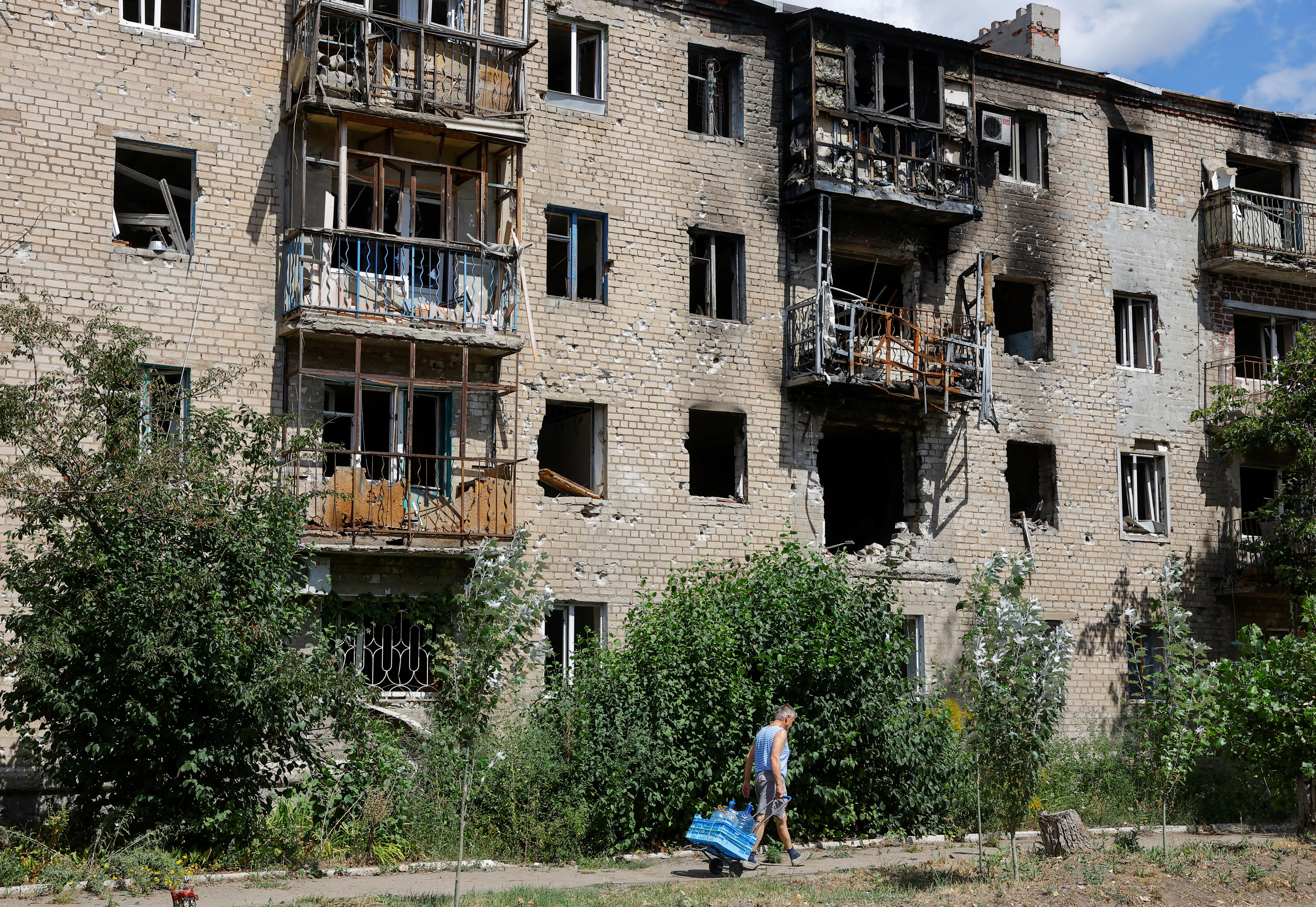 image Russia steps up assaults on Pokrovsk front in Ukraine&#8217;s east