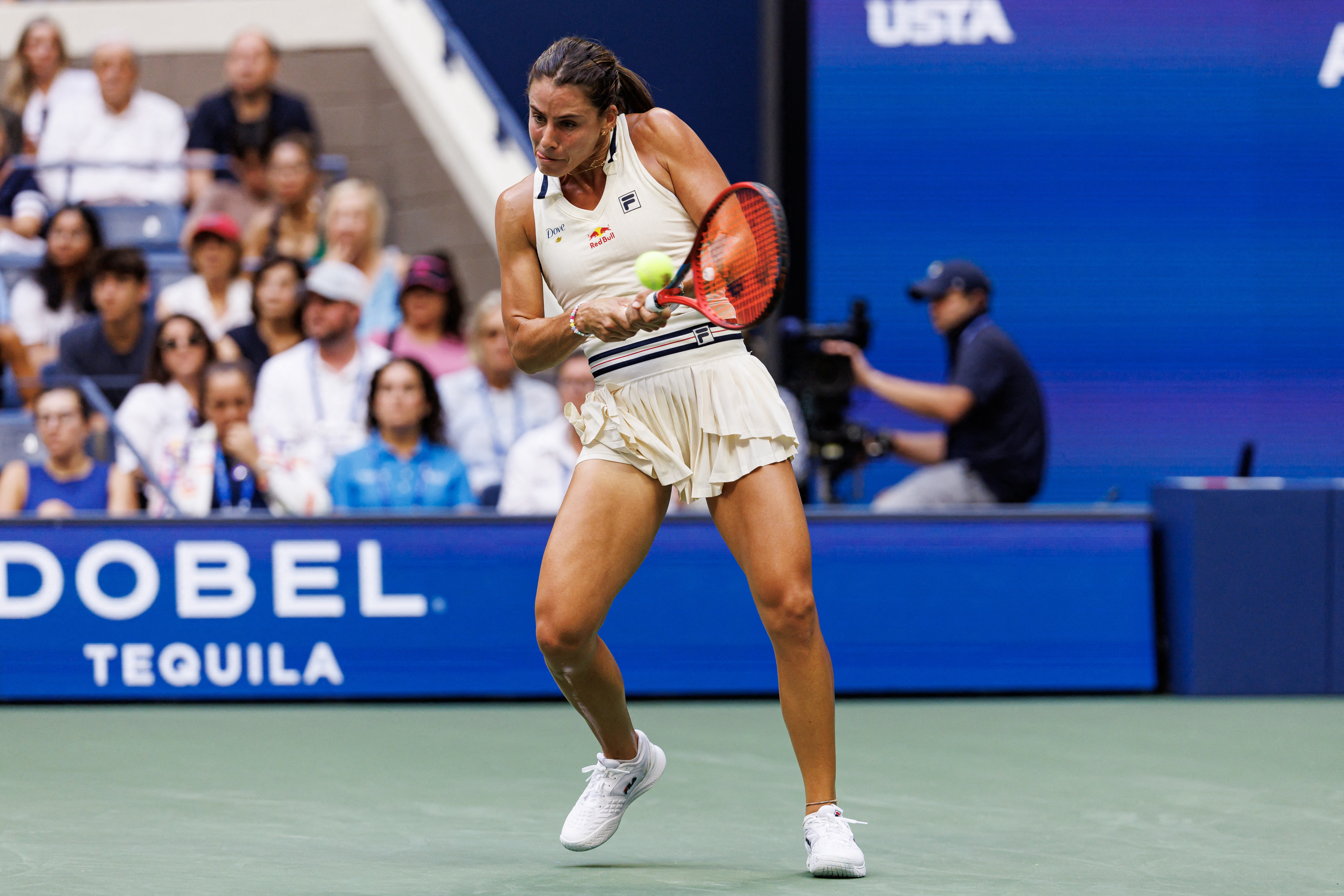 image Champion Gauff makes early exit from US Open, Zverev into last eight