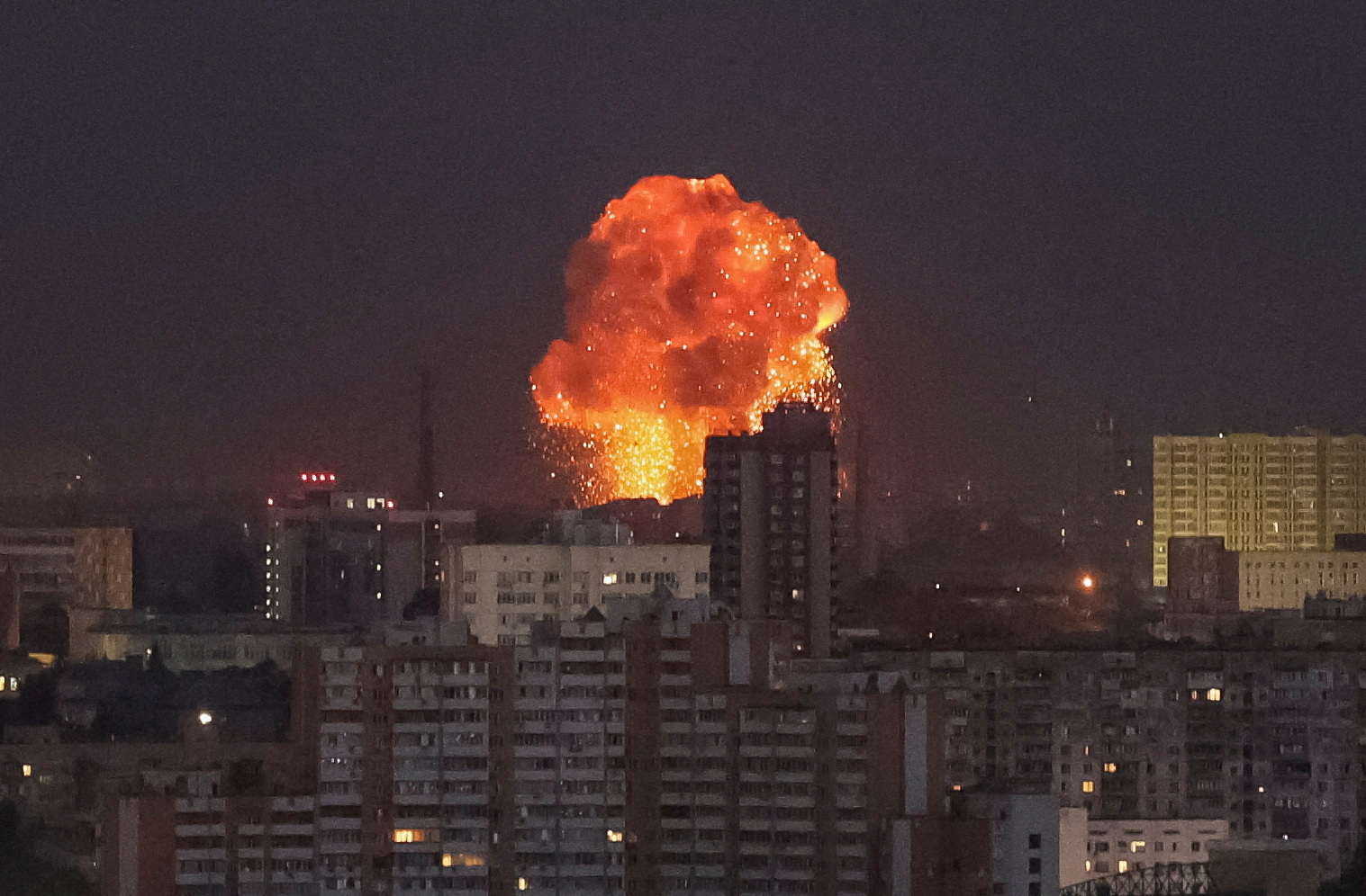 image Ukraine&#8217;s attacks on Belgorod disrupt school sessions, Russia pounds Kyiv with missiles