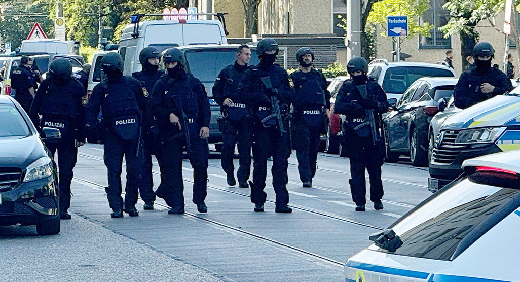 image German police kill suspect in exchange of fire near Israeli consulate in Munich