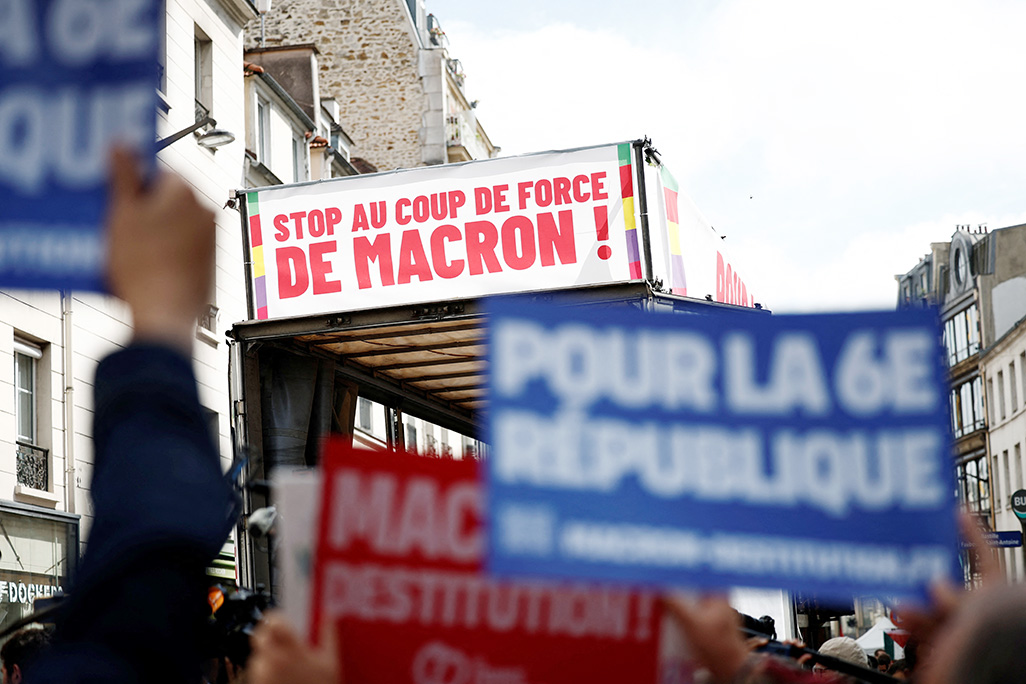 image Thousands protest in France after Macron picks Barnier as PM