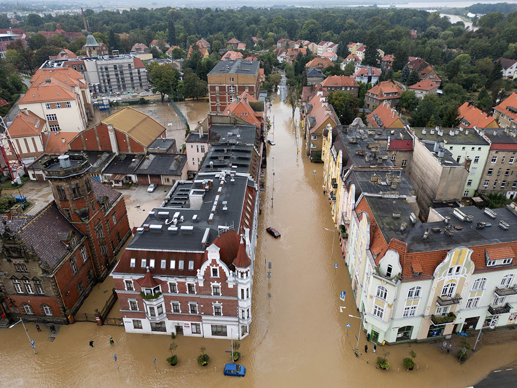 image Central Europe braces for further flooding &#8216;apocalypse&#8217; as death toll rises