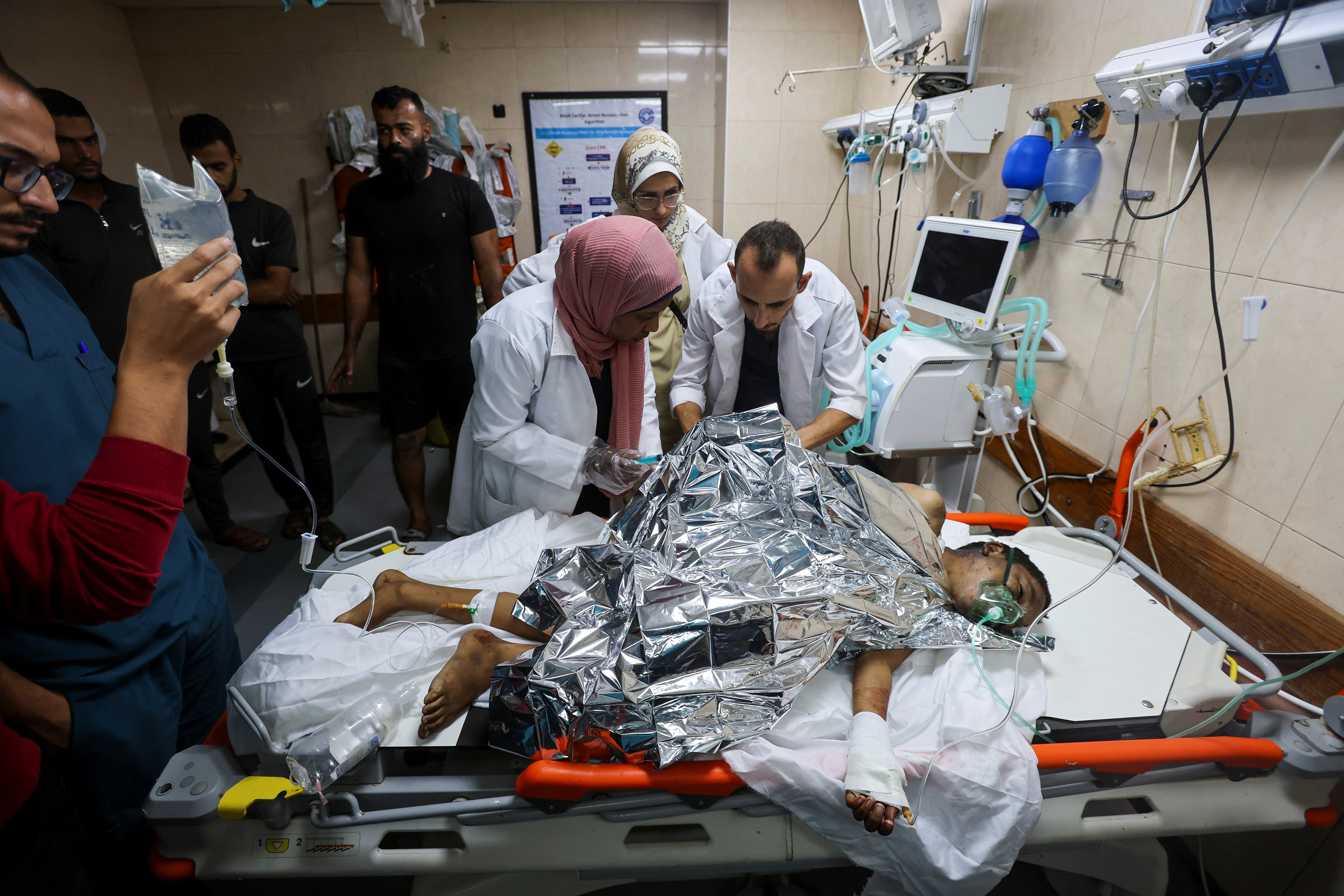 image Israel strikes Gaza as heavy rain worsens misery of displaced Palestinians, 4 children killed