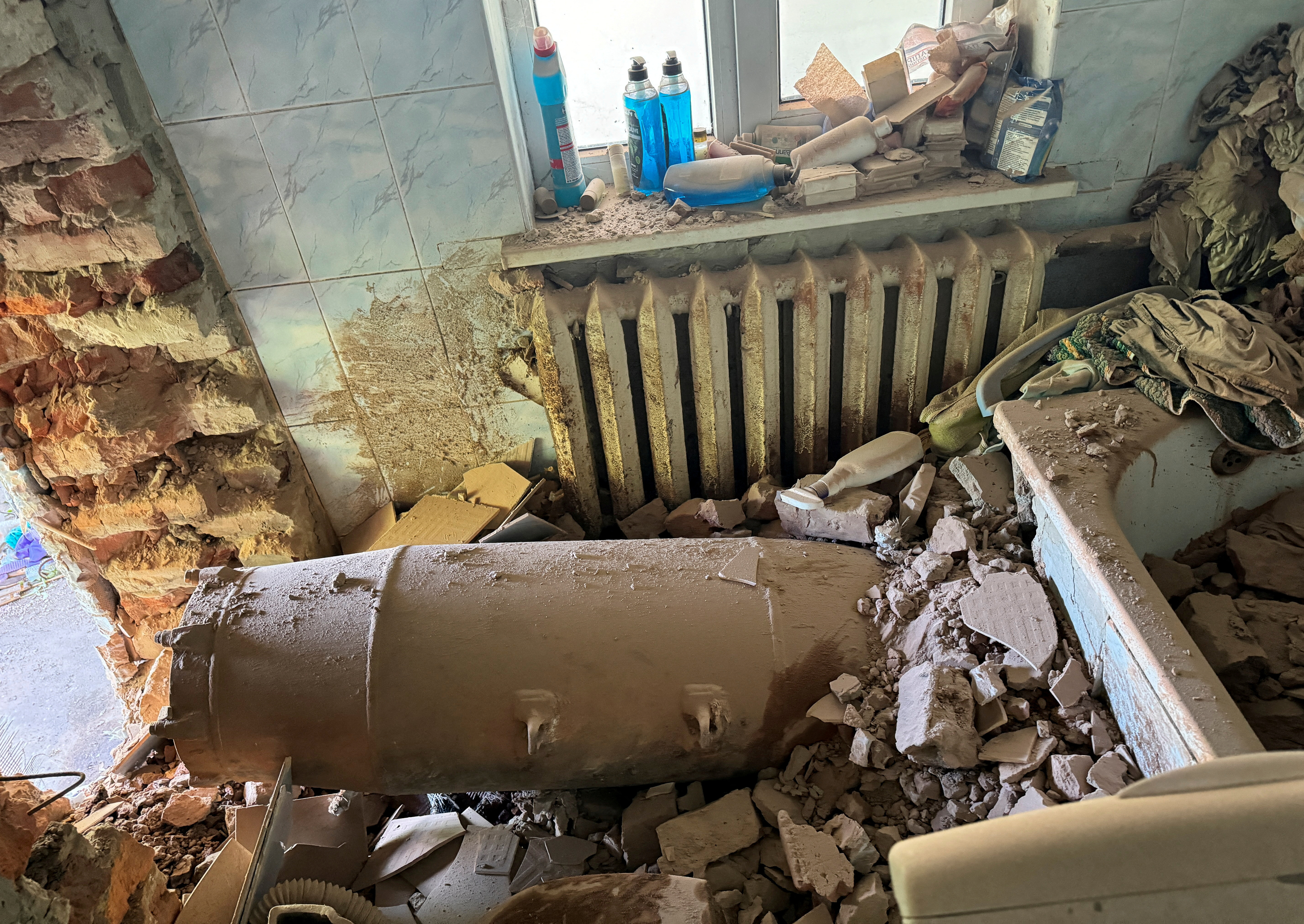 image Russian attacks kill top judge and three others in Ukraine&#8217;s Kharkiv, officials say