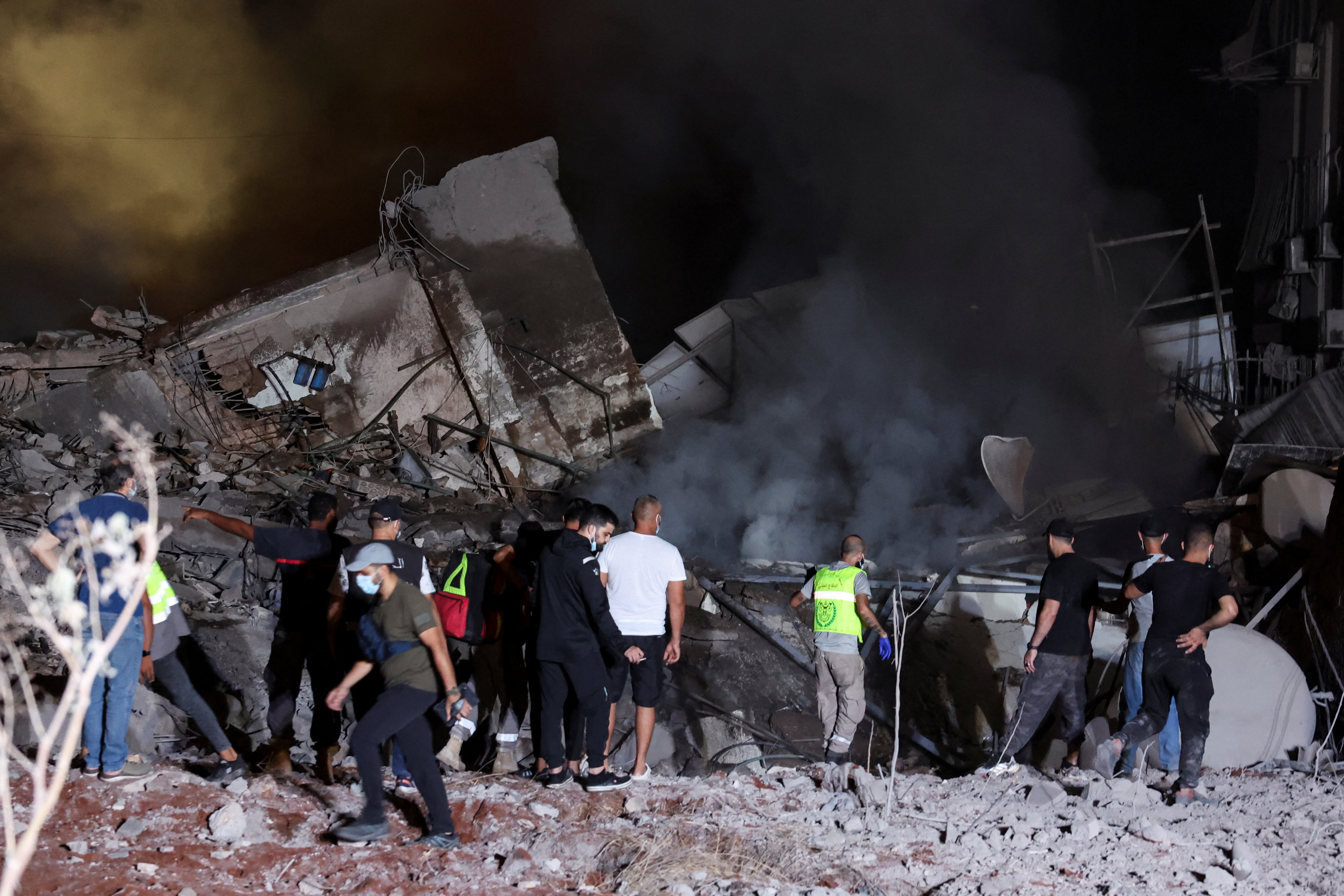 image Israeli airstrikes rock Beirut, target Hezbollah command