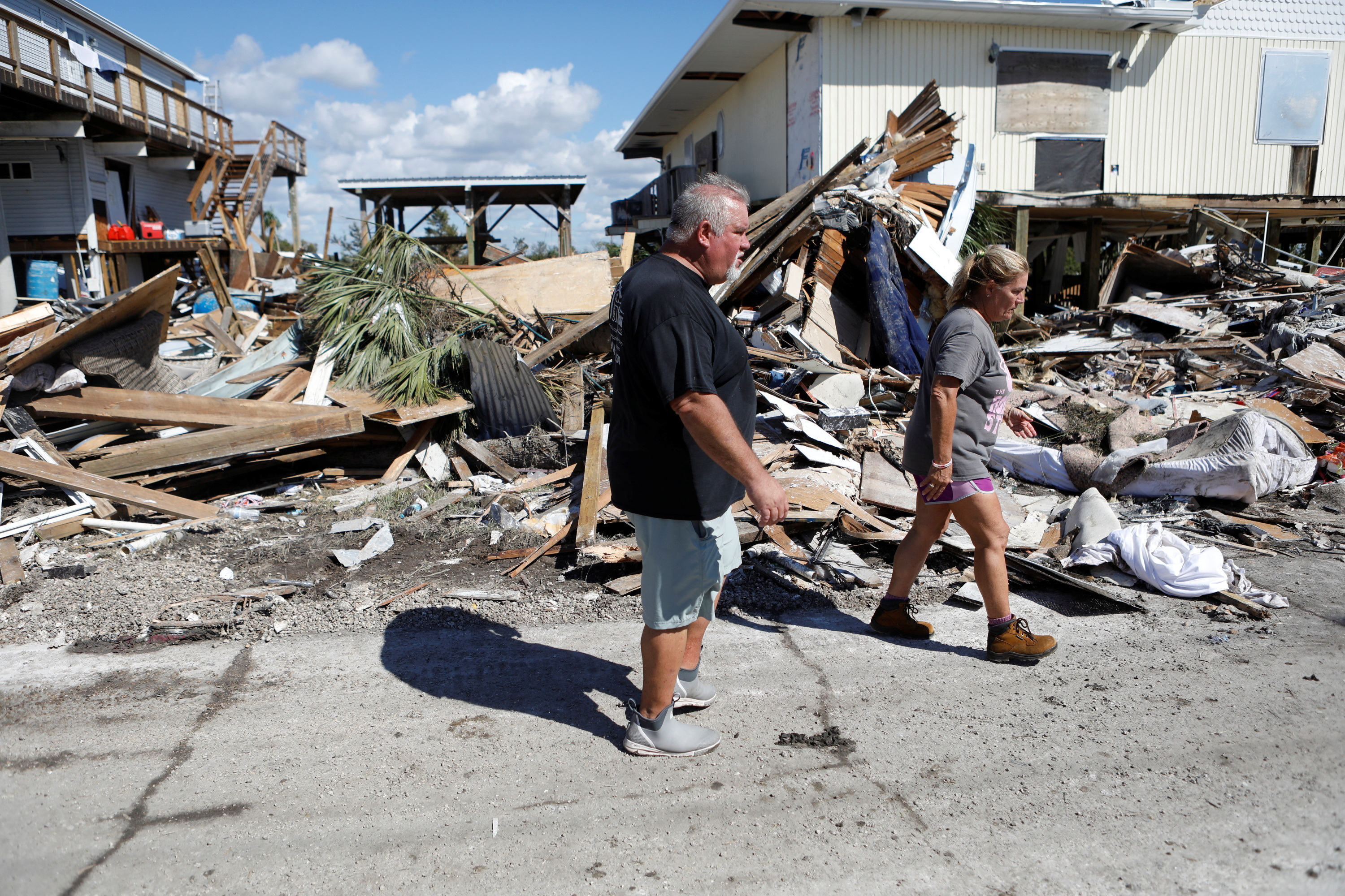 image Hurricane Helene kills at least 90 in US; homes and memories washed away
