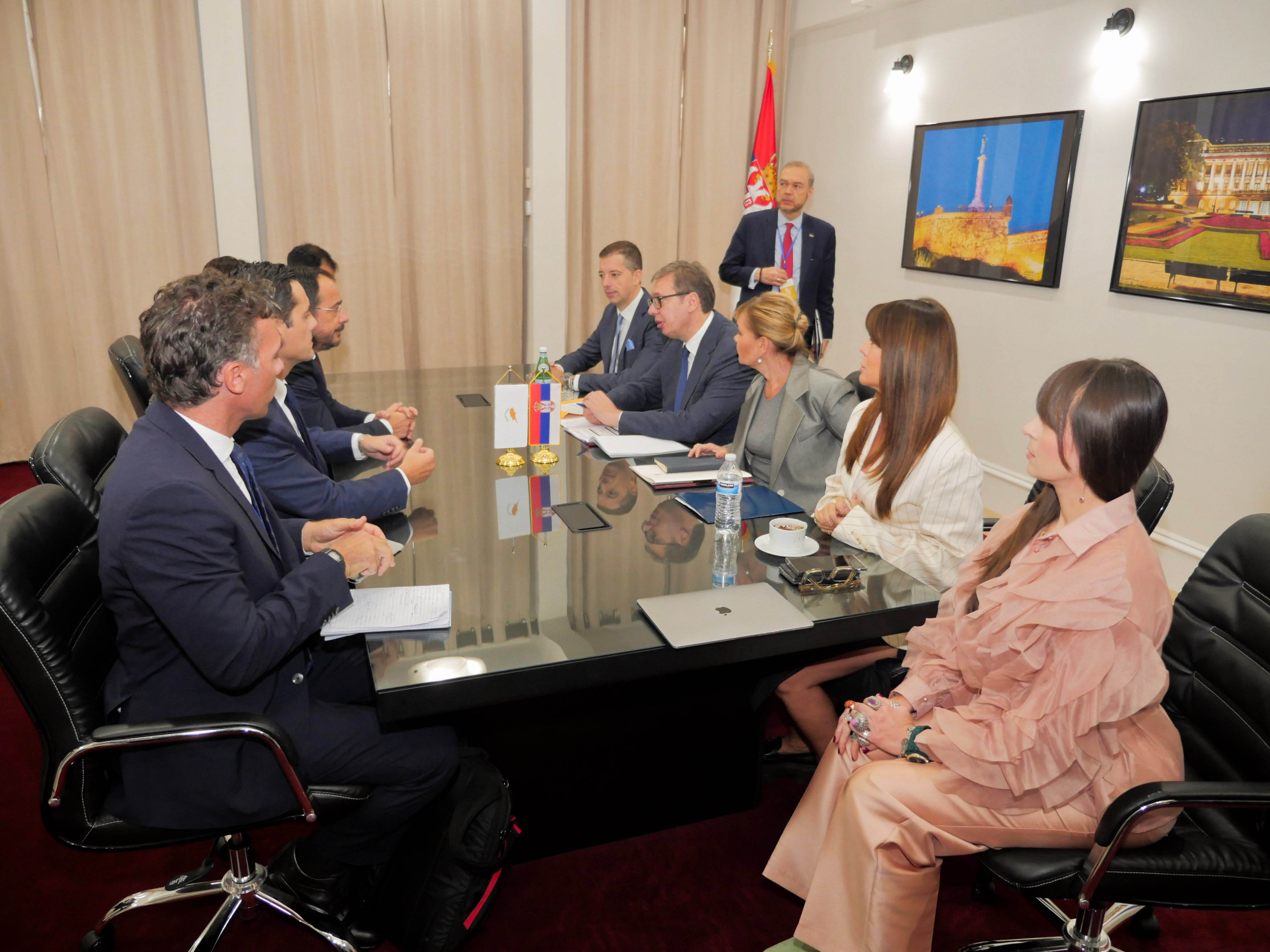 image Cyprus and Serbia discuss international issues and defence cooperation