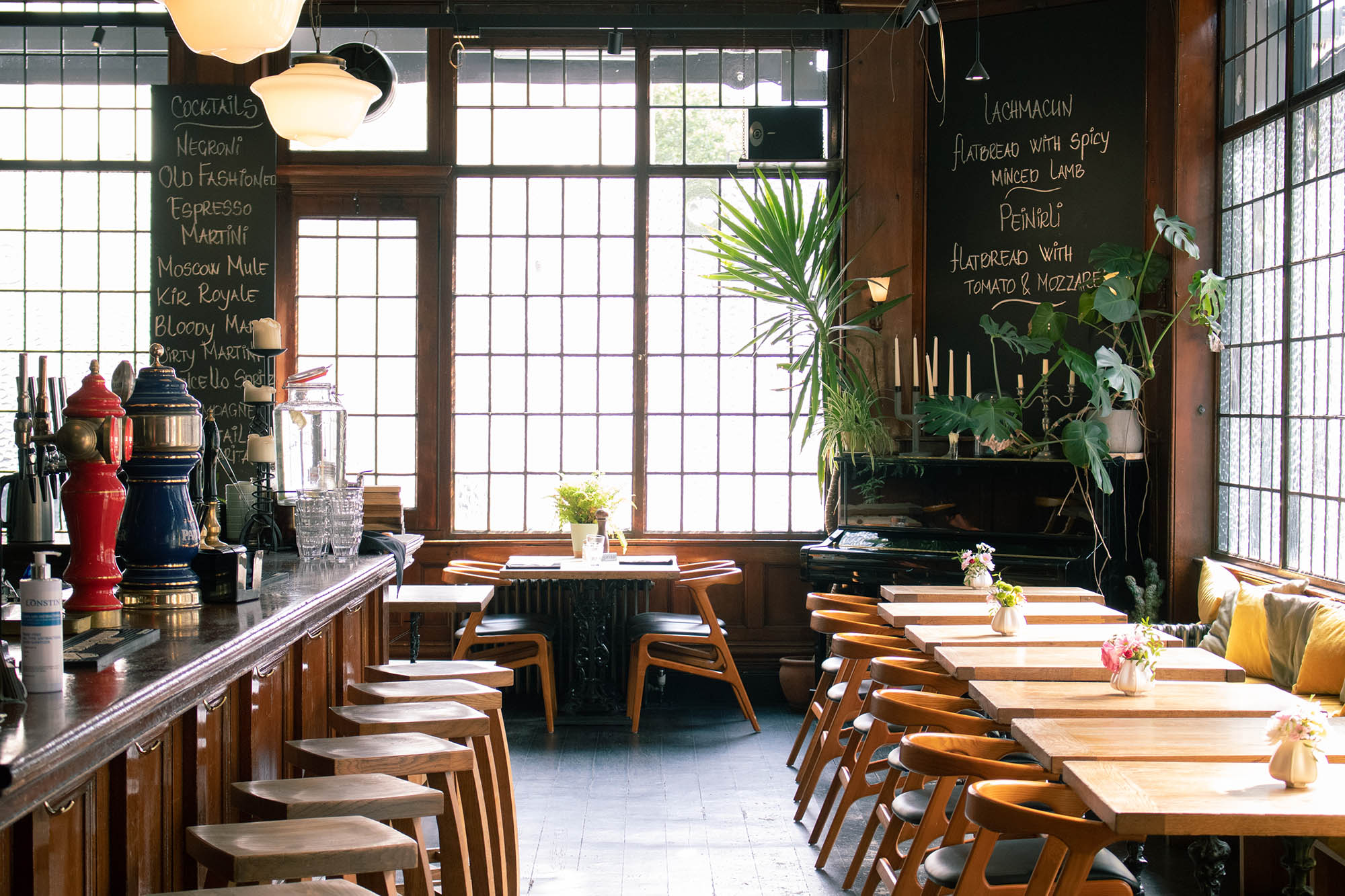 image Restaurant Review: The Queen’s Head and Artichoke