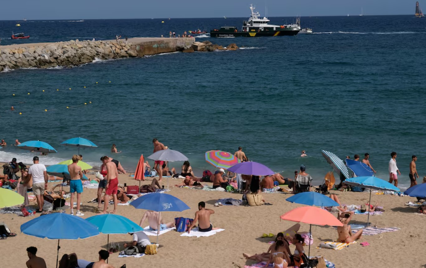 image TUI confirms guidance after strong summer season, shares rise