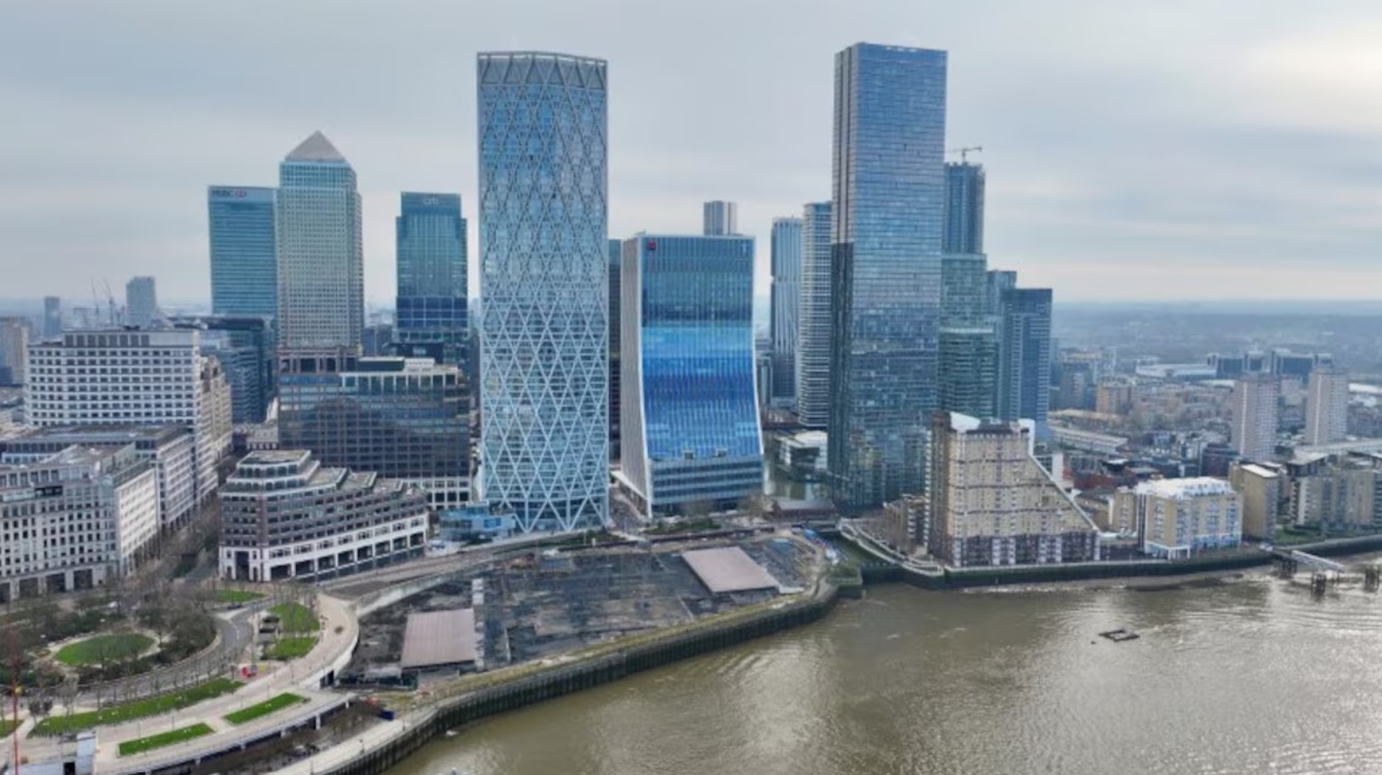 image Bank of London resolves tax issue after administrative delay