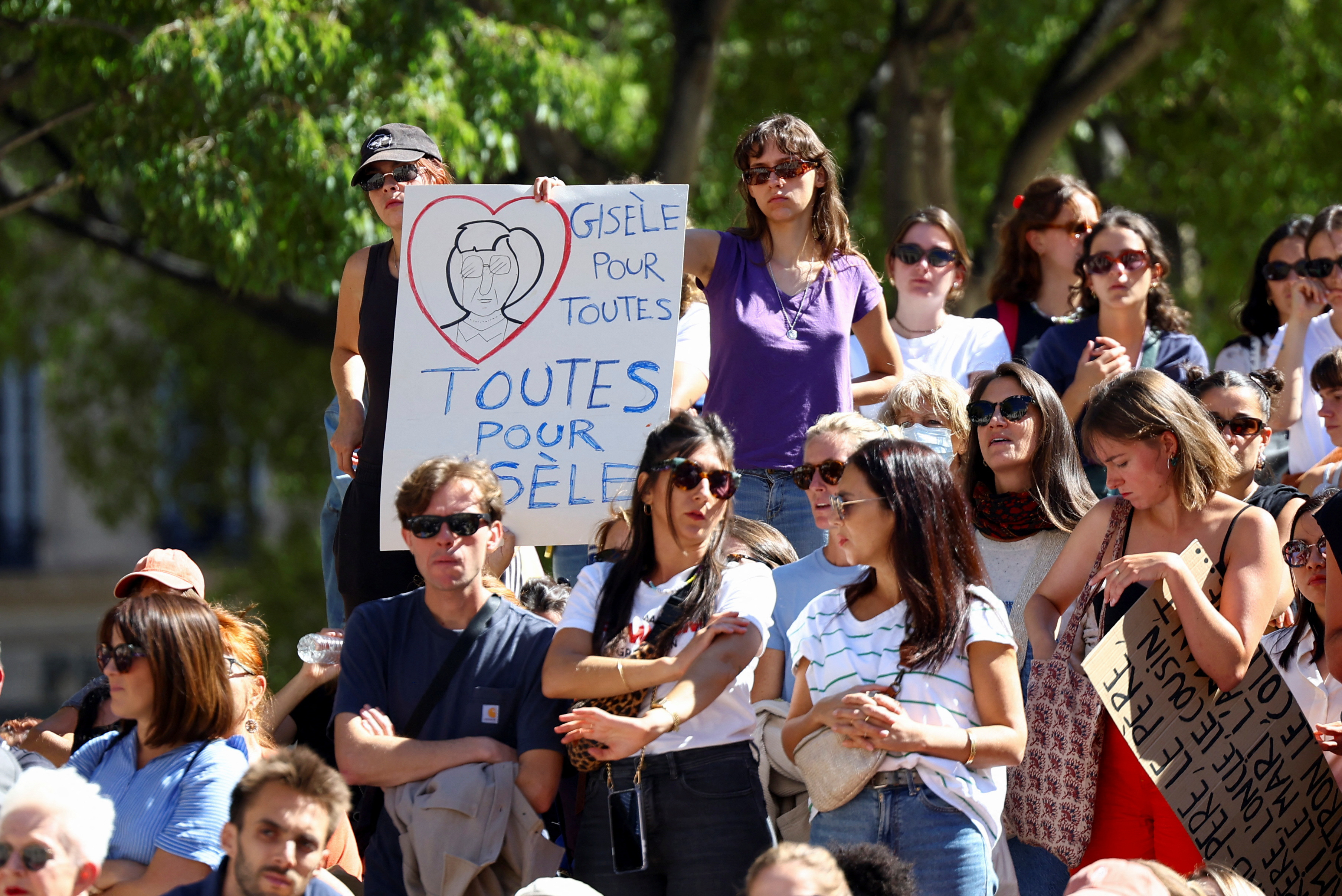 image French women unite in support of Gisele Pelicot amid mass rape trial