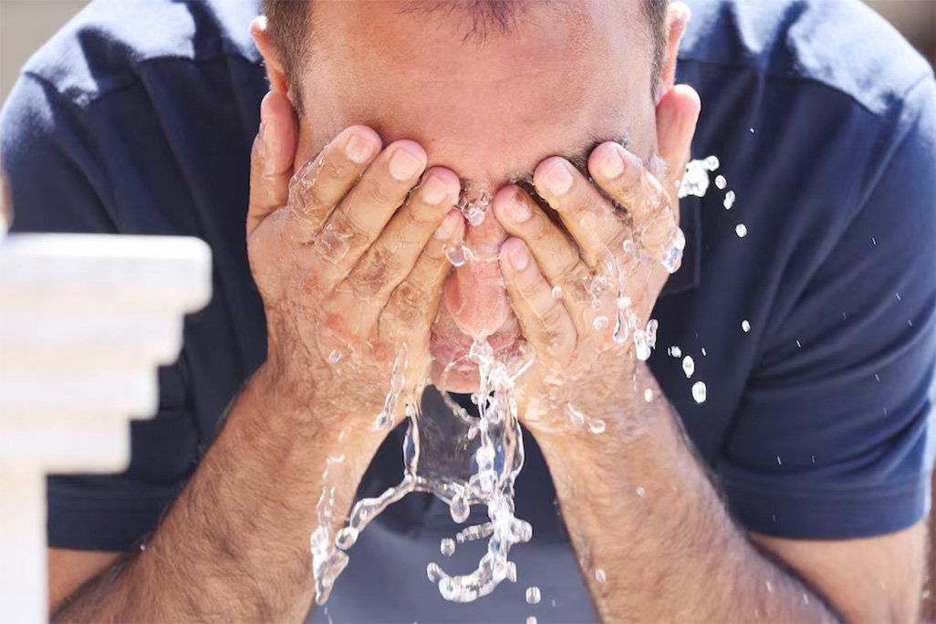 cover High of 37C on Saturday