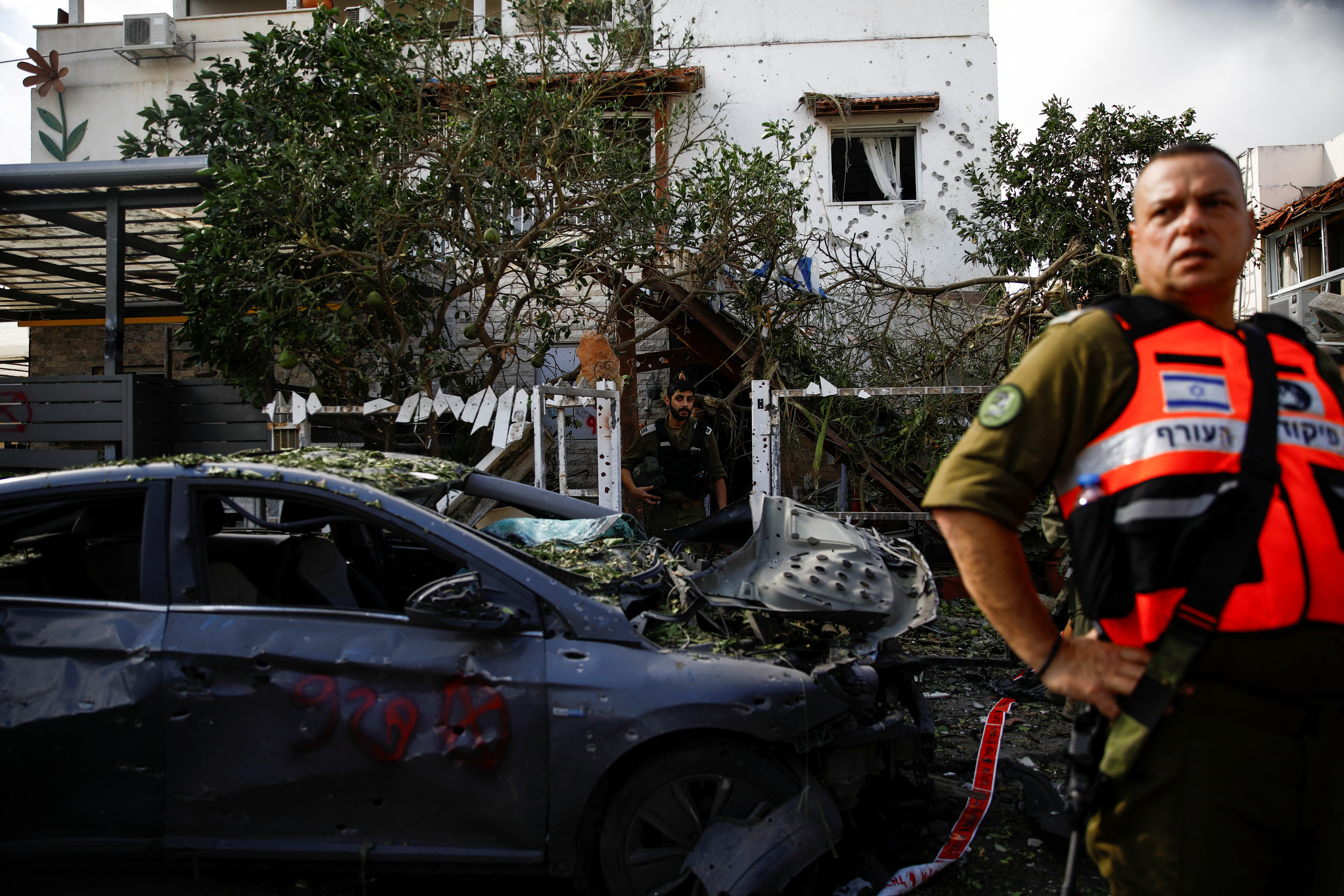 image Hezbollah, Israel exchange heavy fire in &#8216;new phase&#8217; of fighting