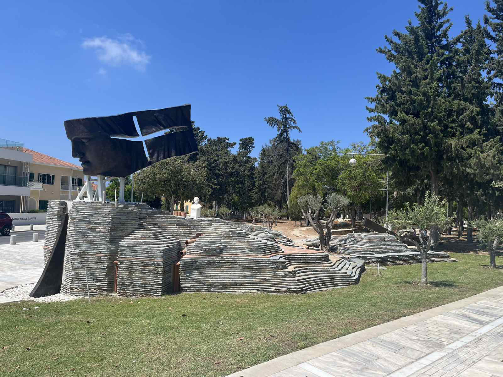 image Former Greek President to unveil Paphos monument to Greek revolution