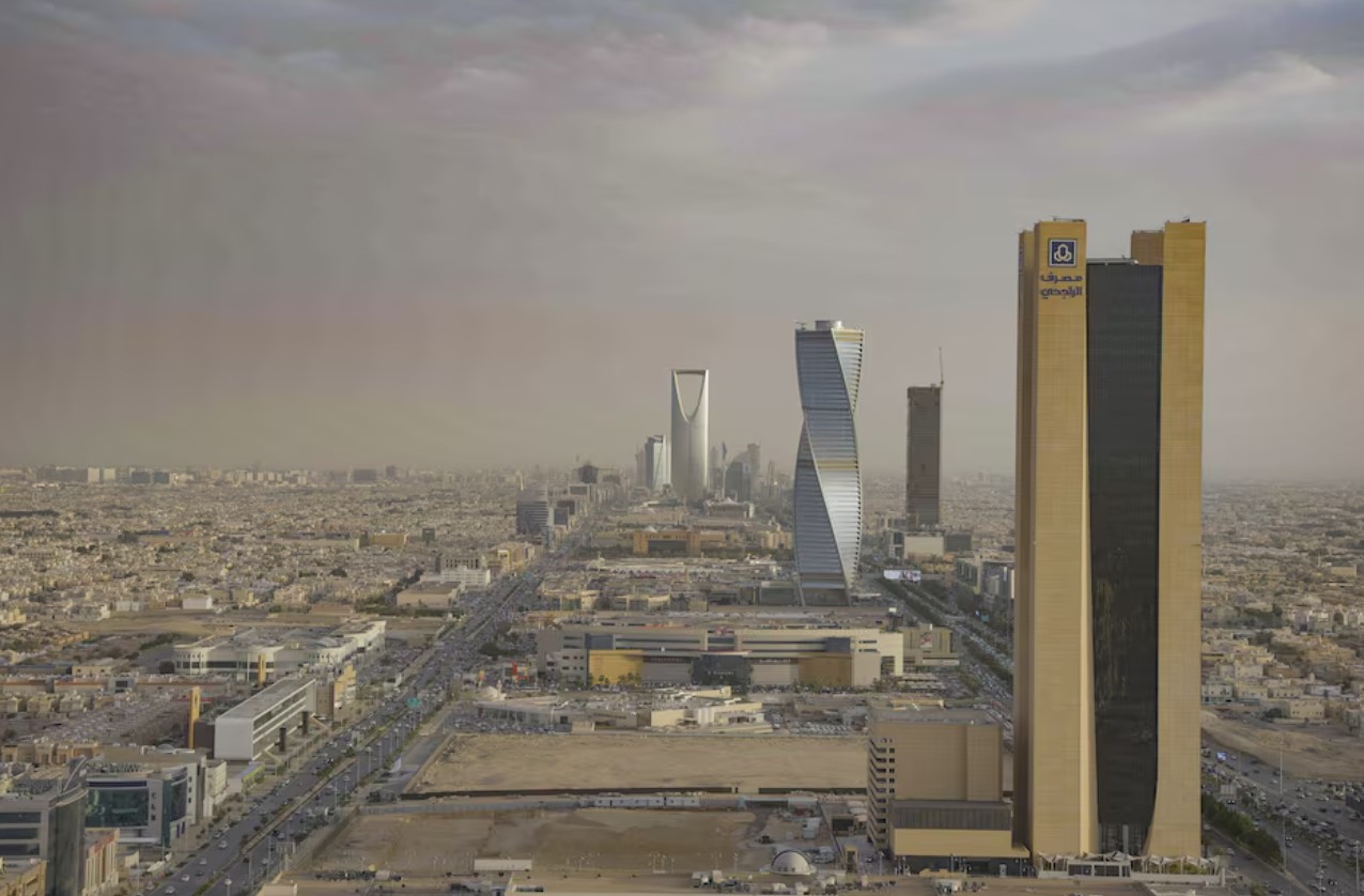 image Saudi Arabia&#8217;s non-oil private sector growth accelerates in May, PMI shows