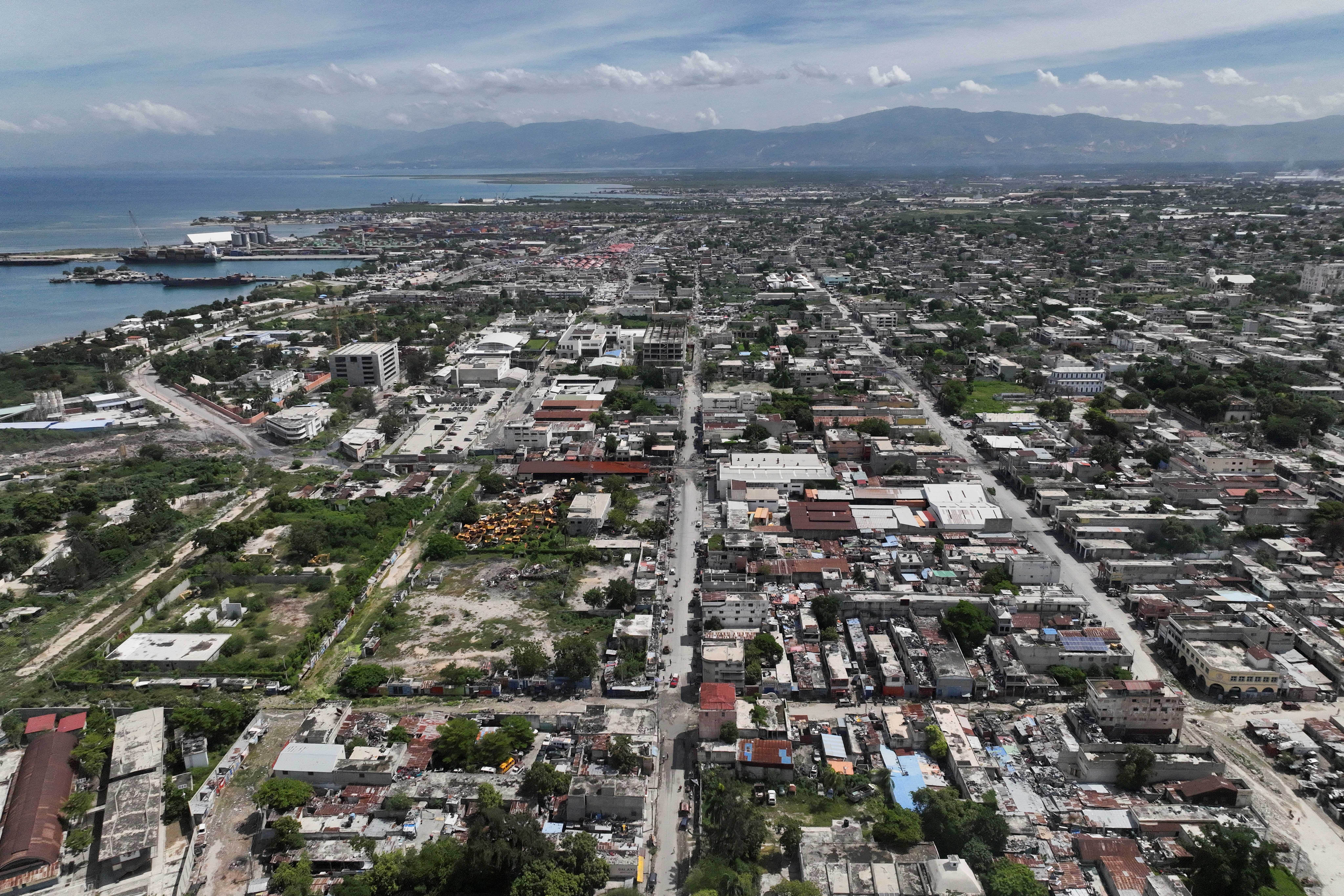 image Haiti conflict pushes 17% of children close to famine, charity says