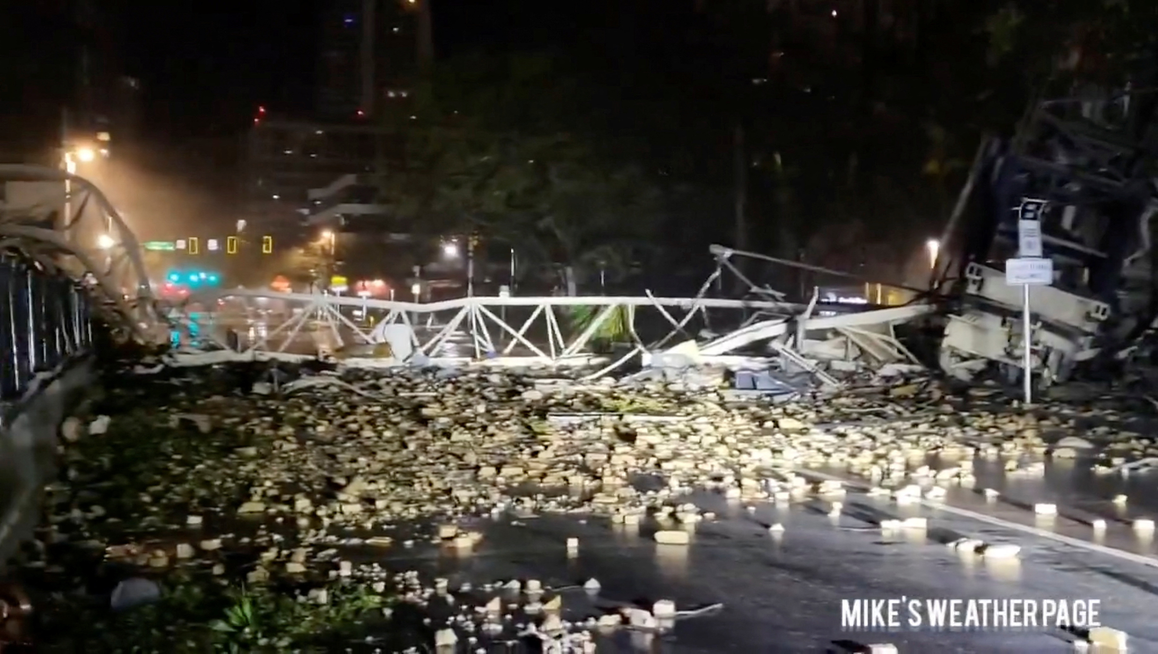 image Hurricane Milton leaves trail of destruction in march across Florida