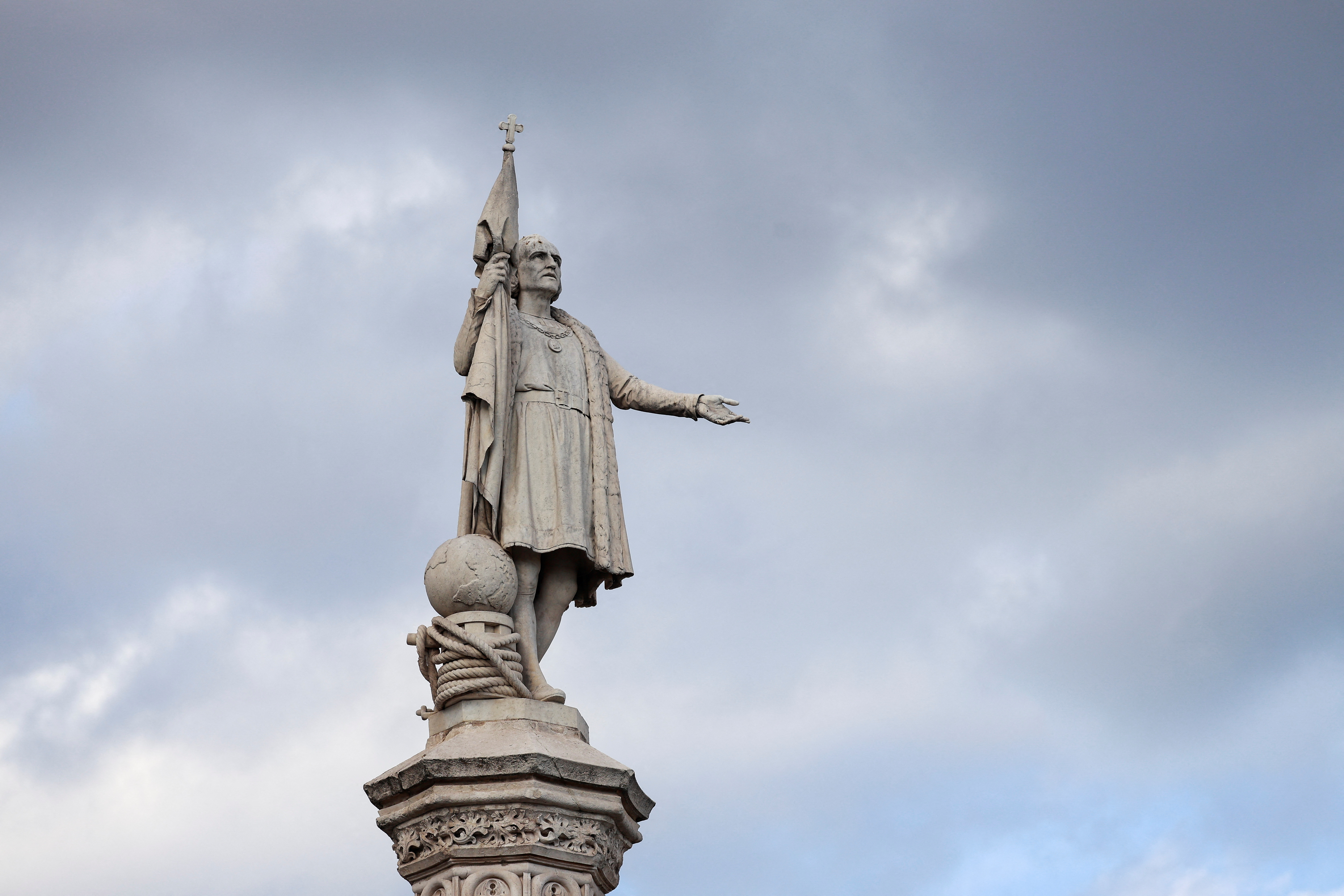 image Spanish scientists to shed light on mystery of Columbus origins, burial