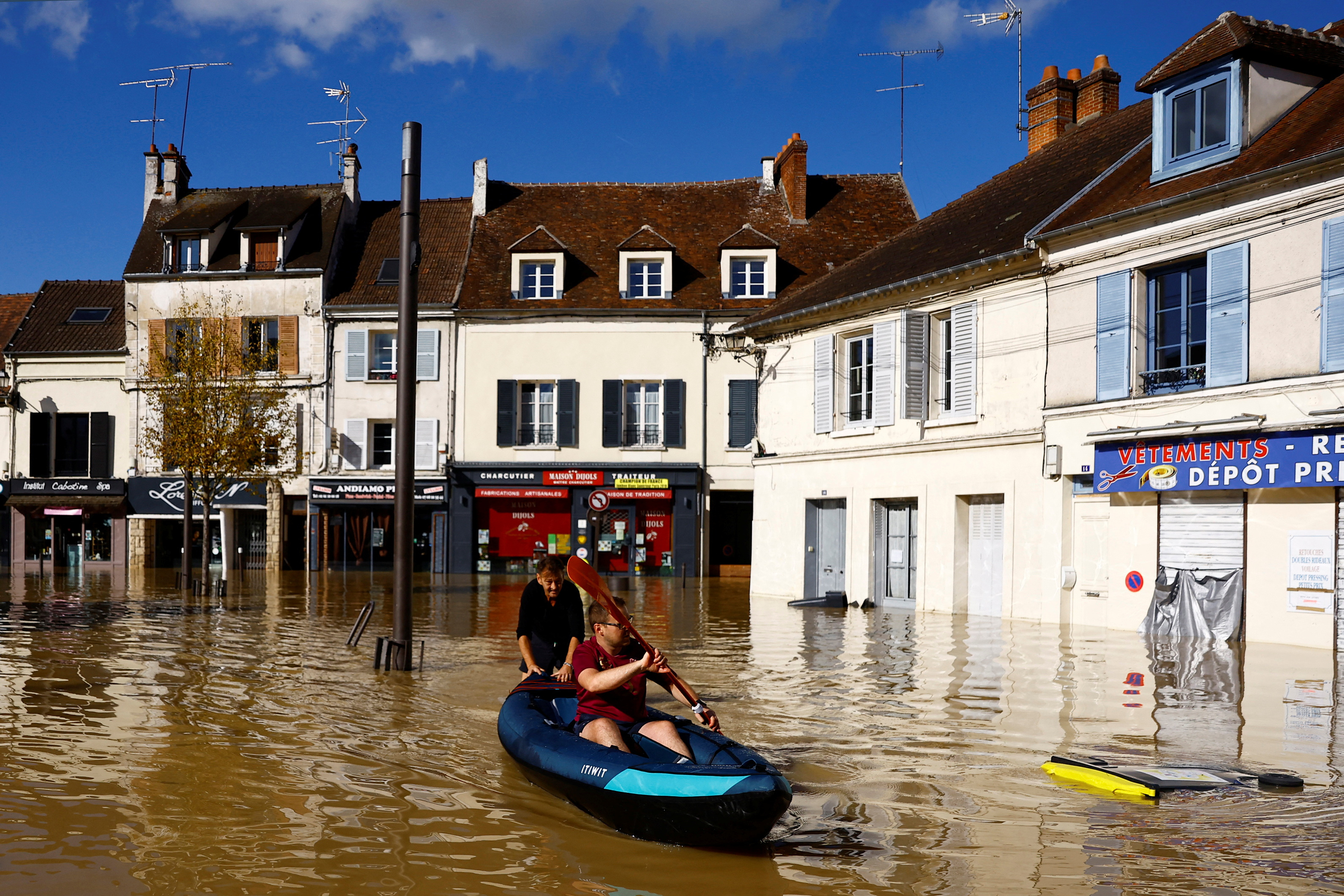 image Floods cause damage, power outages in southeast France after heavy rainfall