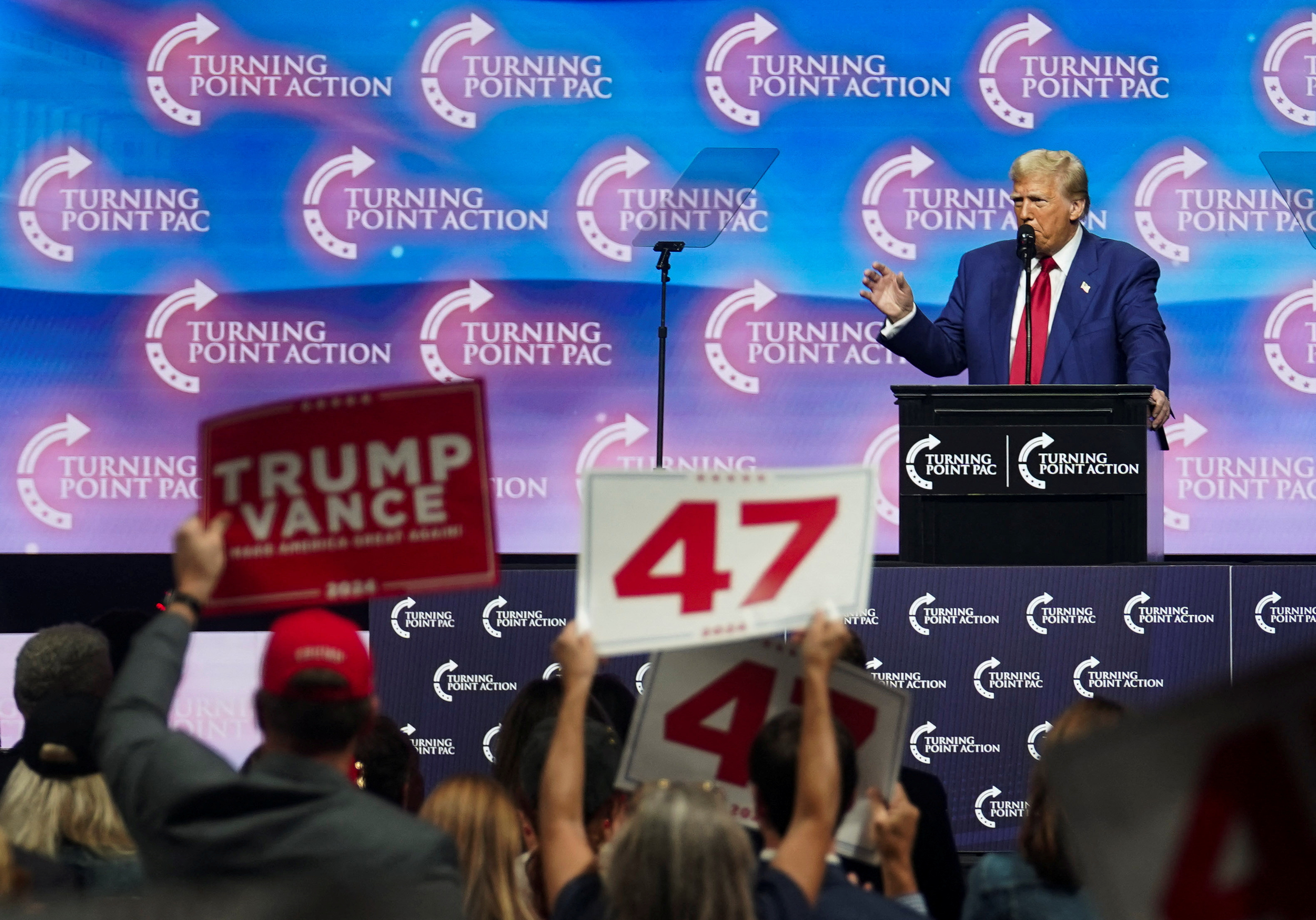 image Nearly 25 million votes already cast as Harris, Trump hit battleground states