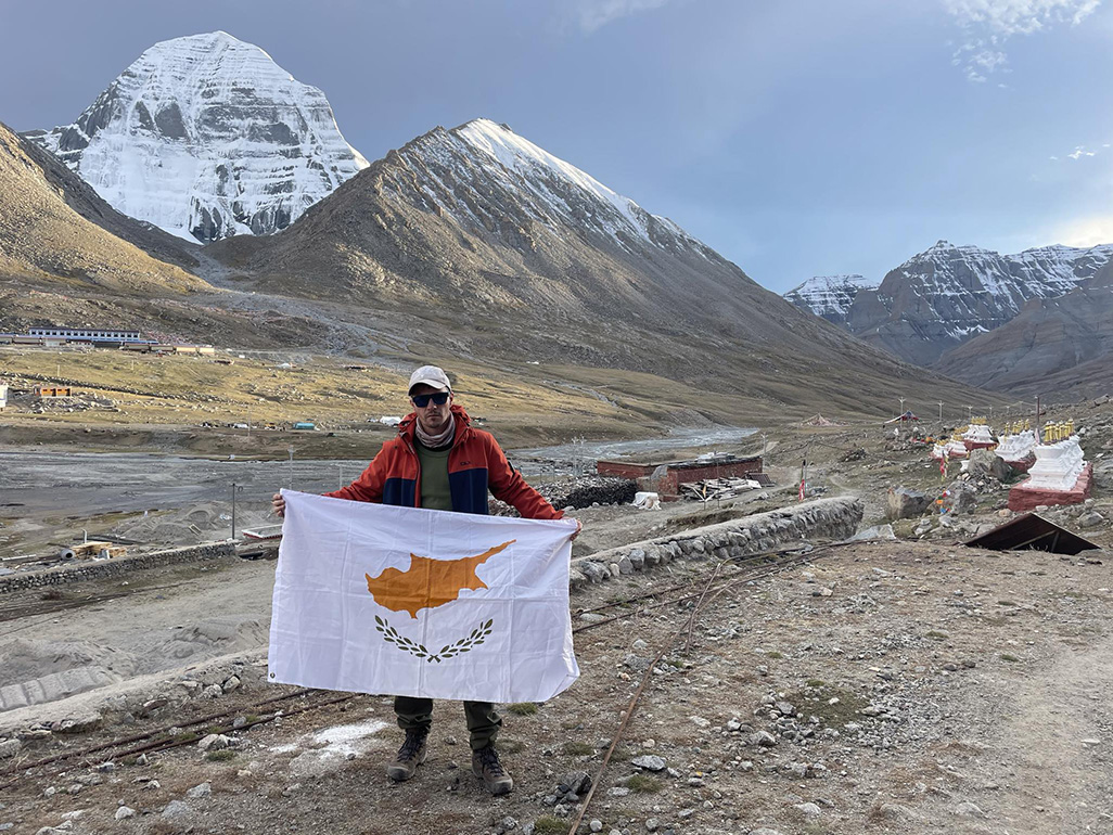 image Limassol mountaineer leads expedition to &#8216;centre of the universe&#8217;