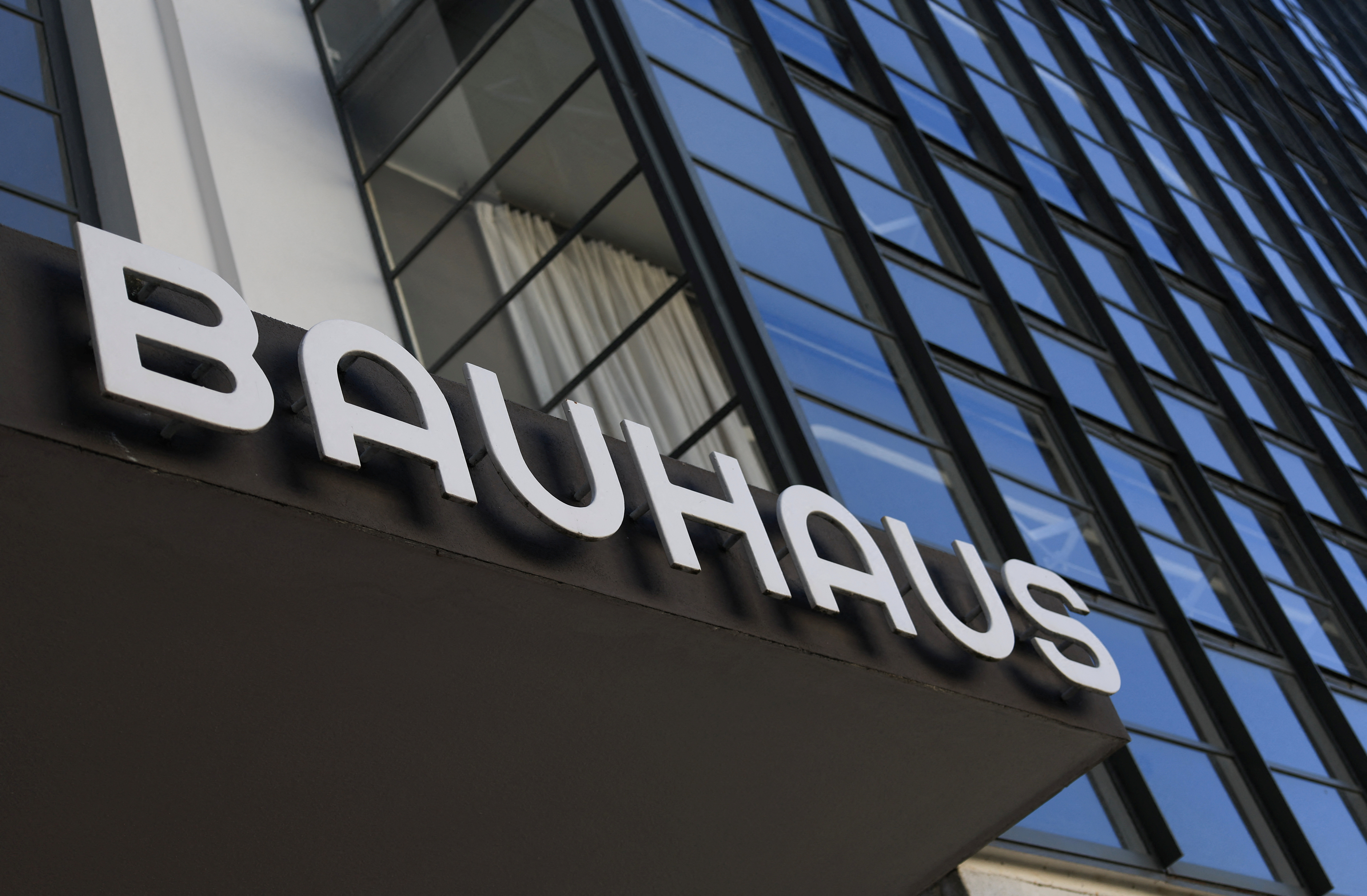 image Germany&#8217;s far right stirs up culture war over Bauhaus legacy