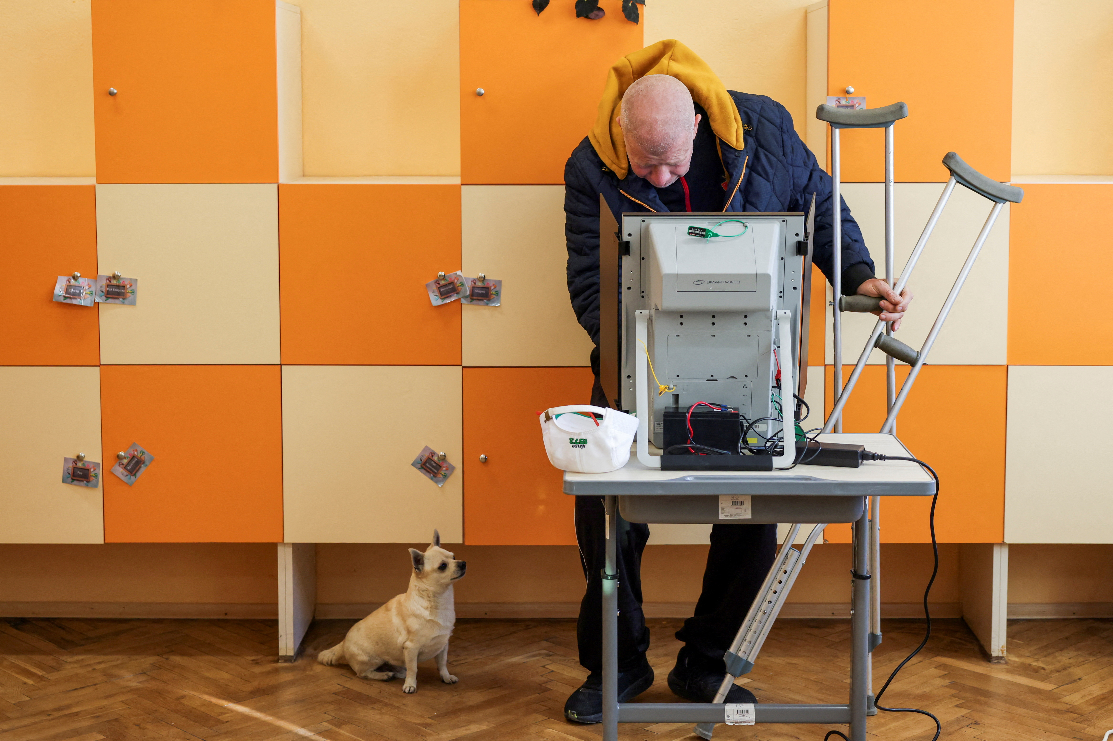 image Bulgaria holds another snap election, no stable government in sight