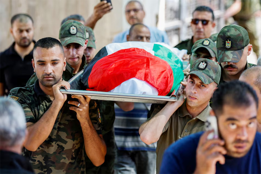 image Gazan buried as only known victim of Iranian barrage against Israel
