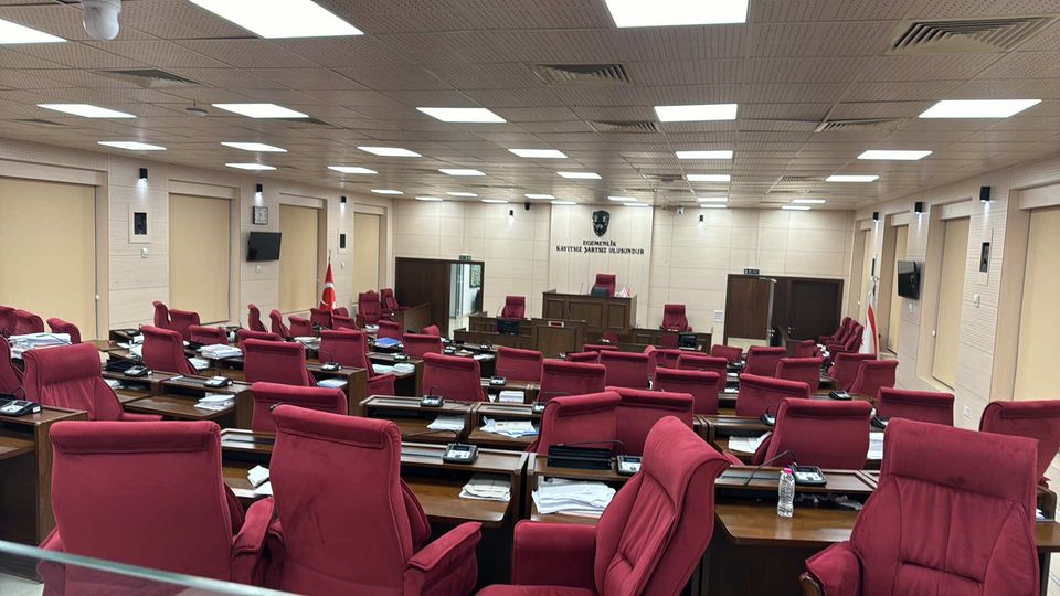 cover Day two of north ‘parliament’ deadlock ends with no progress, ‘speaker’ in hospital