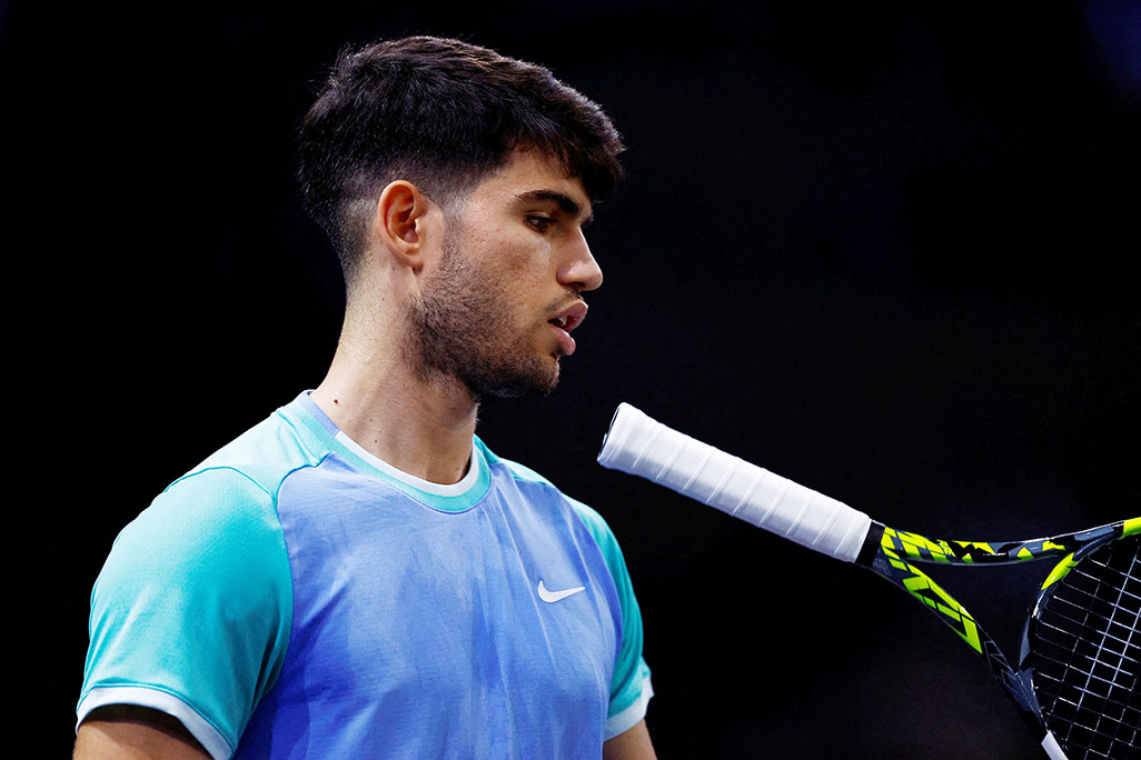 image Alcaraz exits Paris Masters in thriller, Zverev to face Tsitsipas