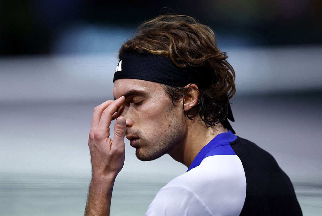 image Tsitsipas&#8217; hopes of making ATP Finals over after loss to Zverev in Paris