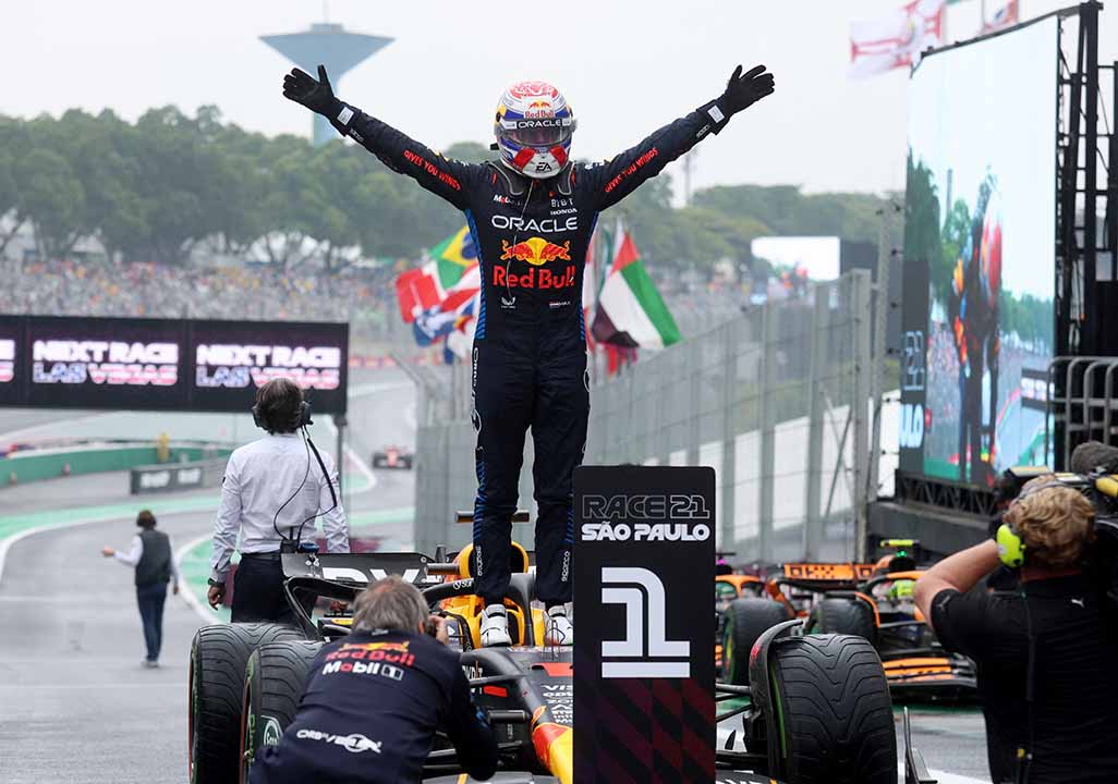 image Verstappen takes stunning Sao Paulo win from 17th on the grid