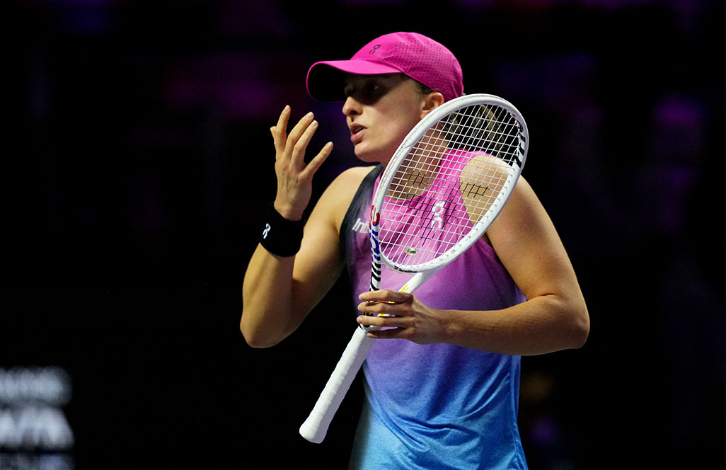 image Swiatek knocked out of WTA Finals after Krejcikova beats Gauff