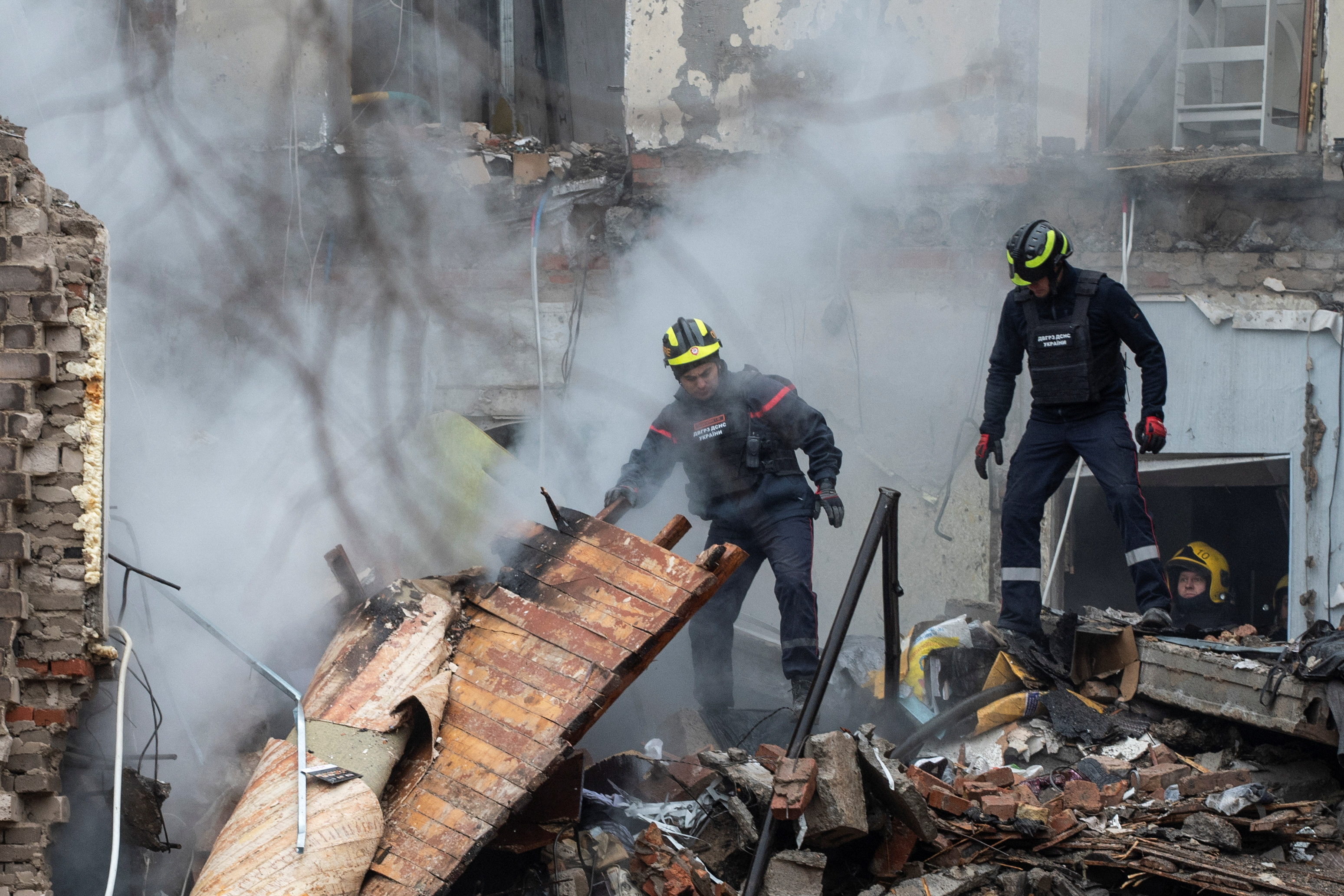 image Russian attacks kill two, injure 19 in Ukraine&#8217;s Dnipropetrovsk region