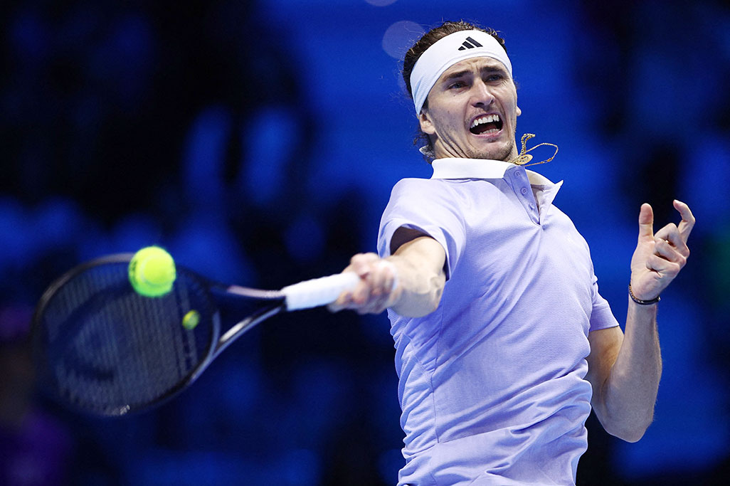 image Zverev into ATP Finals semis after straight sets win over Alcaraz