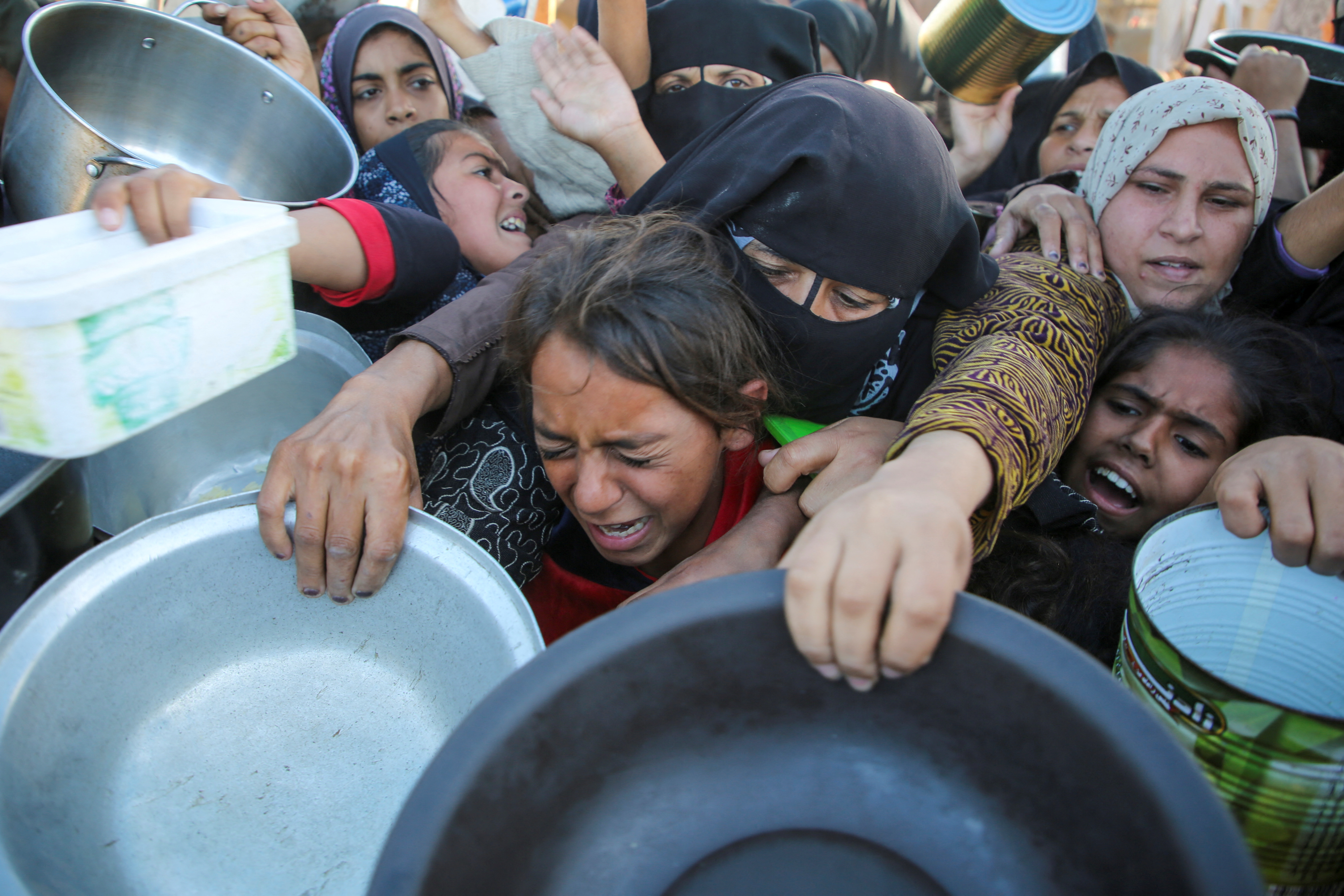 image Hamas: No hostages-for-prisoners swap deal with Israel unless Gaza war ends