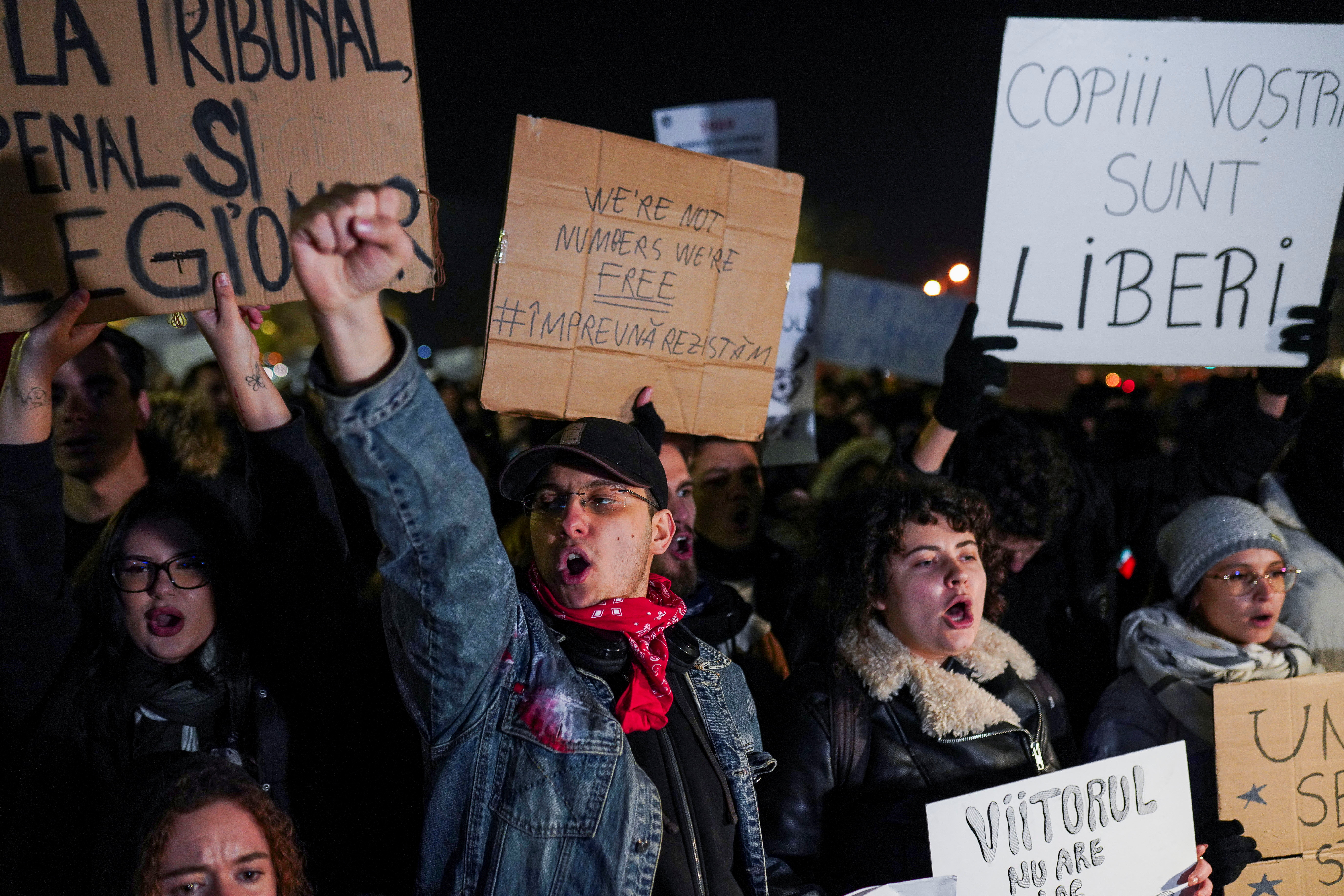 image Romania&#8217;s top court orders presidential election recount